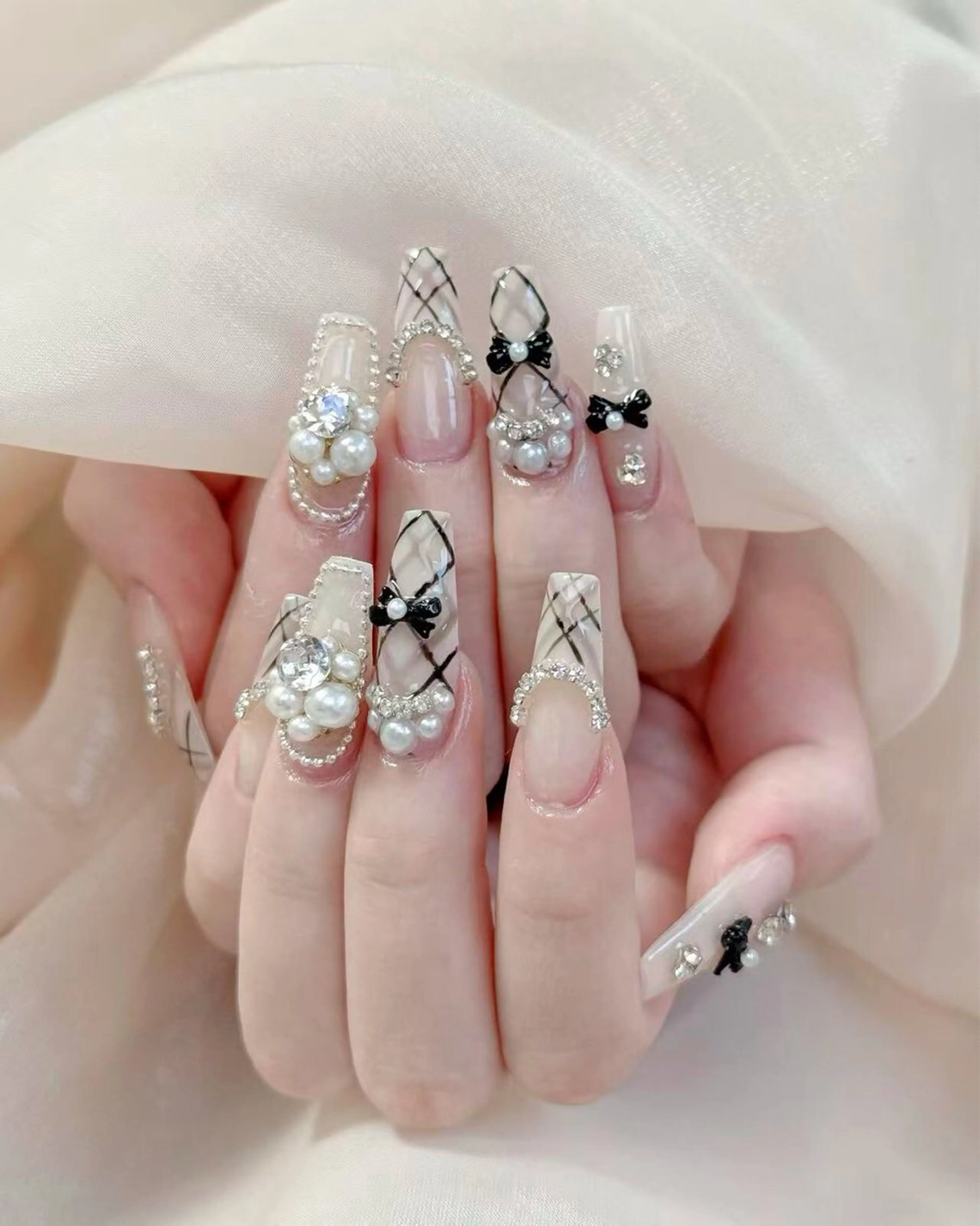 ネイル ハンドネイル 小 雨のネイルデザイン