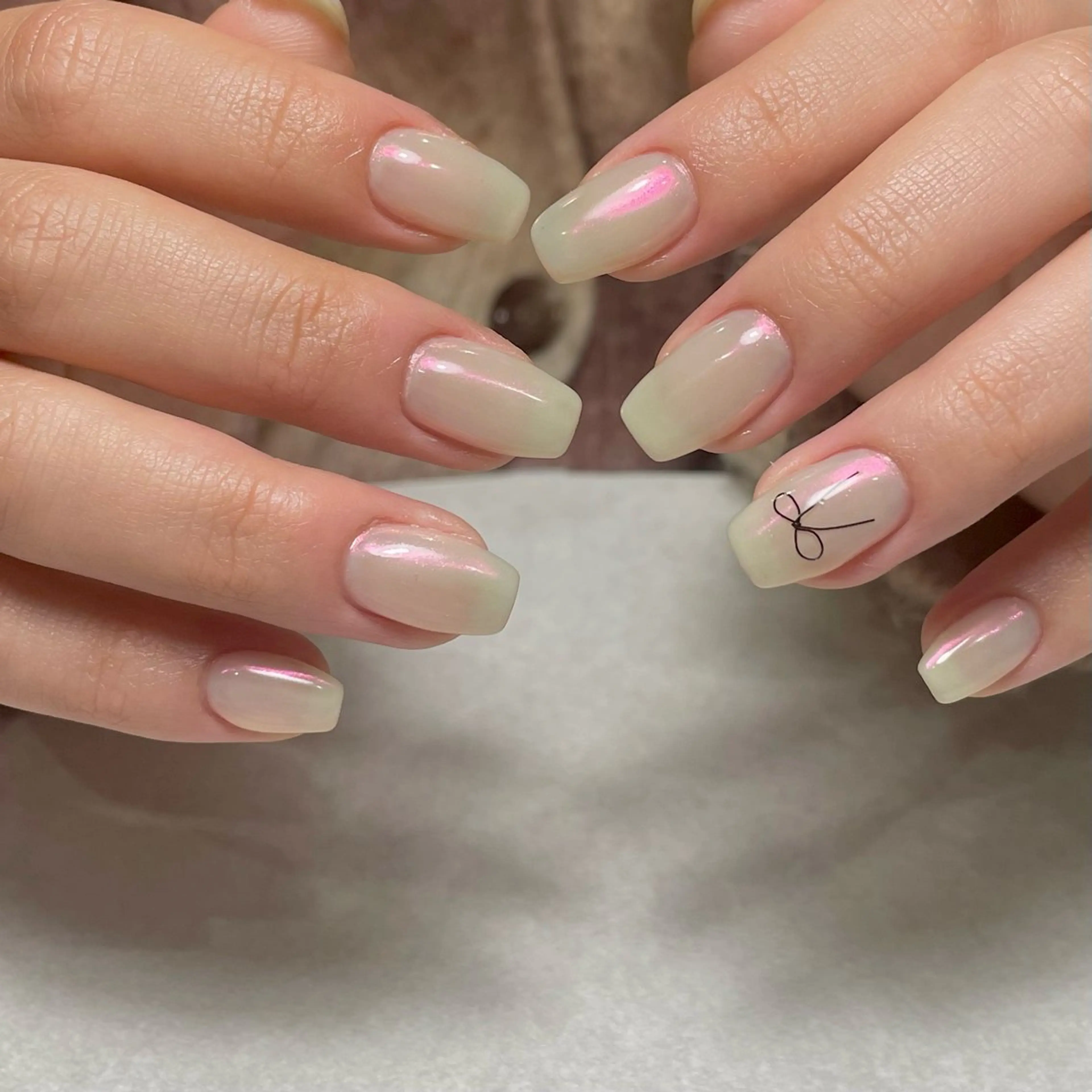 ネイル アートネイル オーロラネイル ジェルネイル 氷ネイル・うるうるネイル 持ち込み ハンドネイル norme_ akiのネイルデザイン