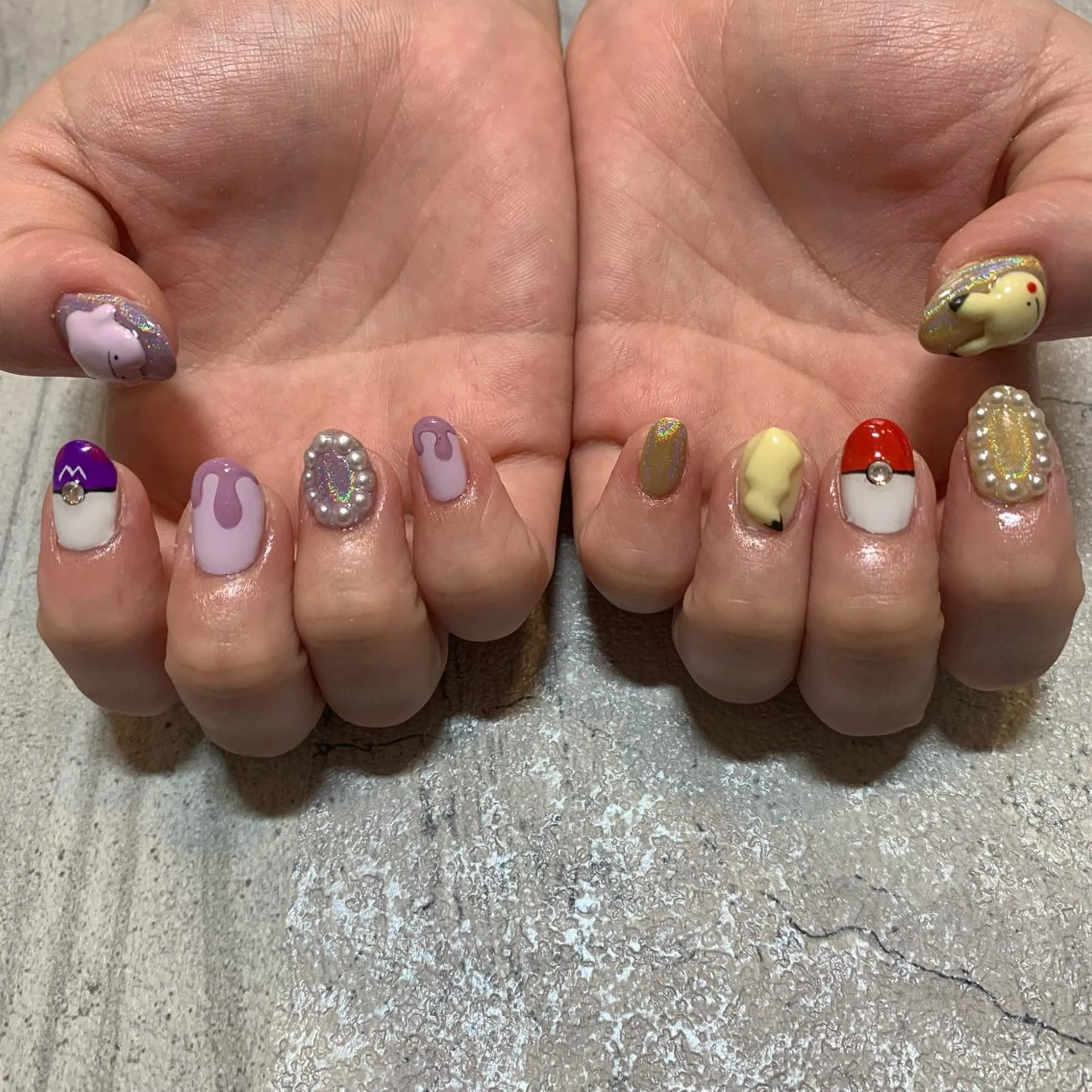 ネイル 岩本 真のネイルデザイン