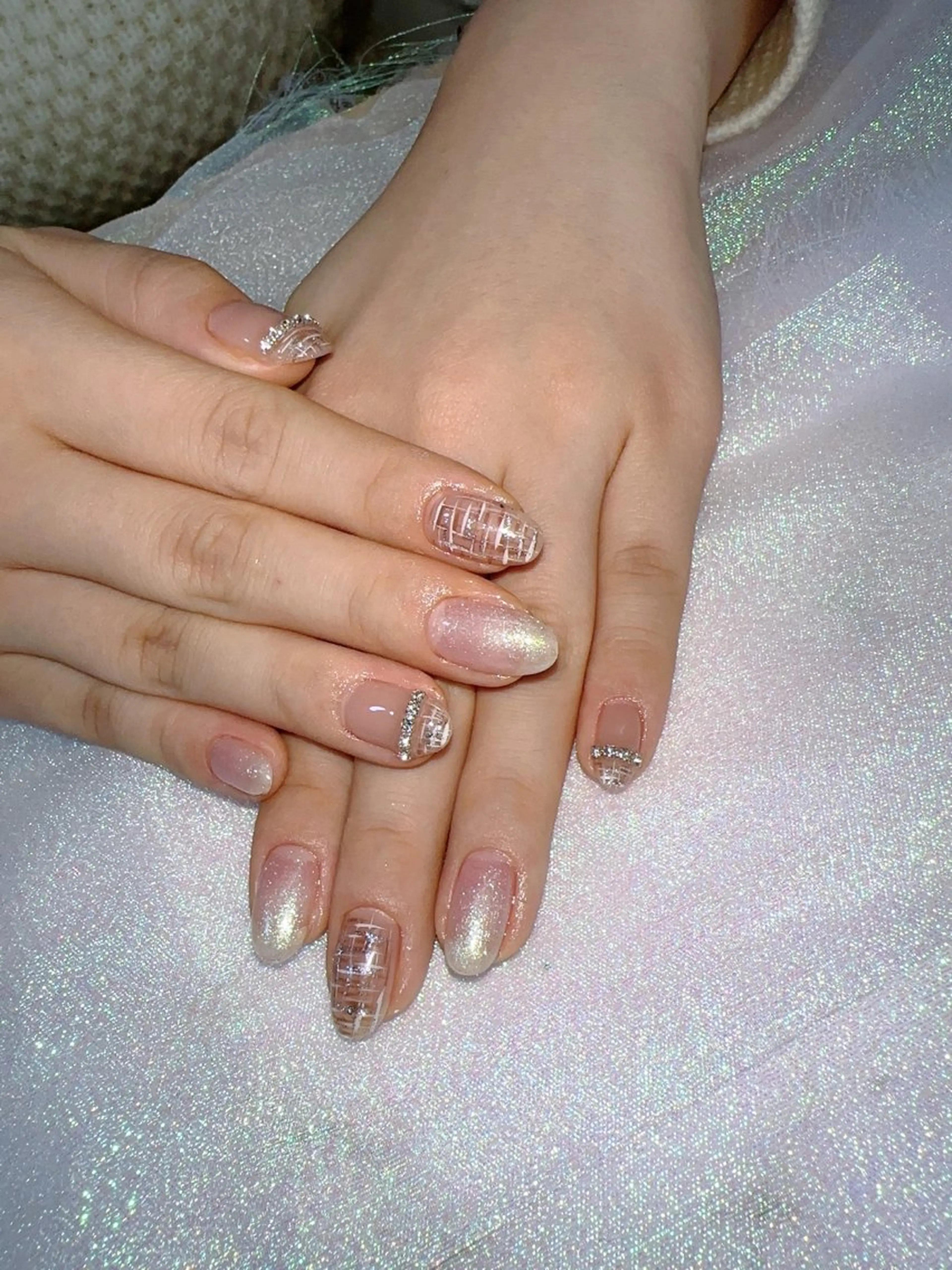 ネイル Hey🌈NAIL 長さ出し専門店のネイルデザイン