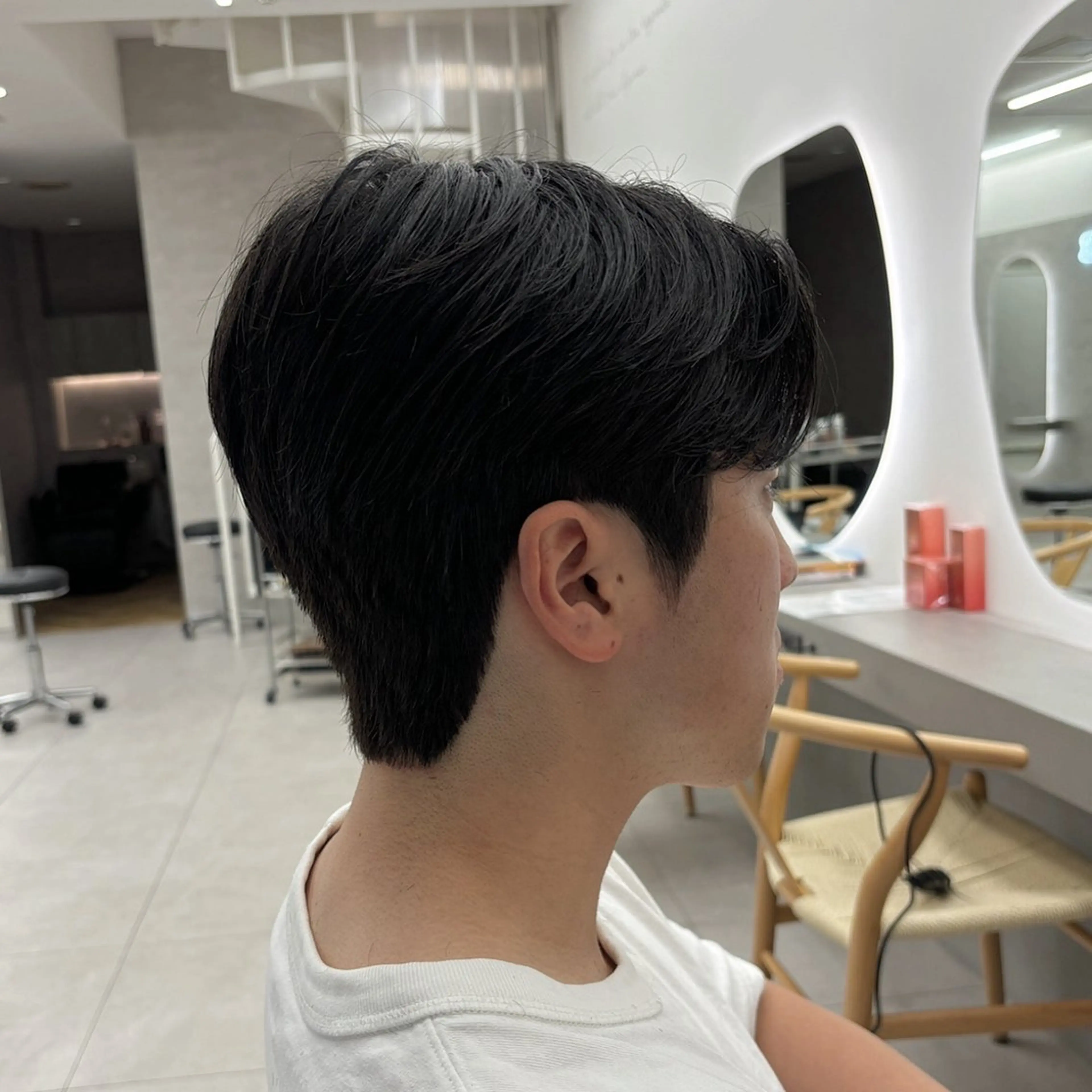 パーマ メンズ ダウンパーマ メンズ韓国風 メンズパーマ カット 縮毛矯正 geep Ryoyaのヘアスタイル