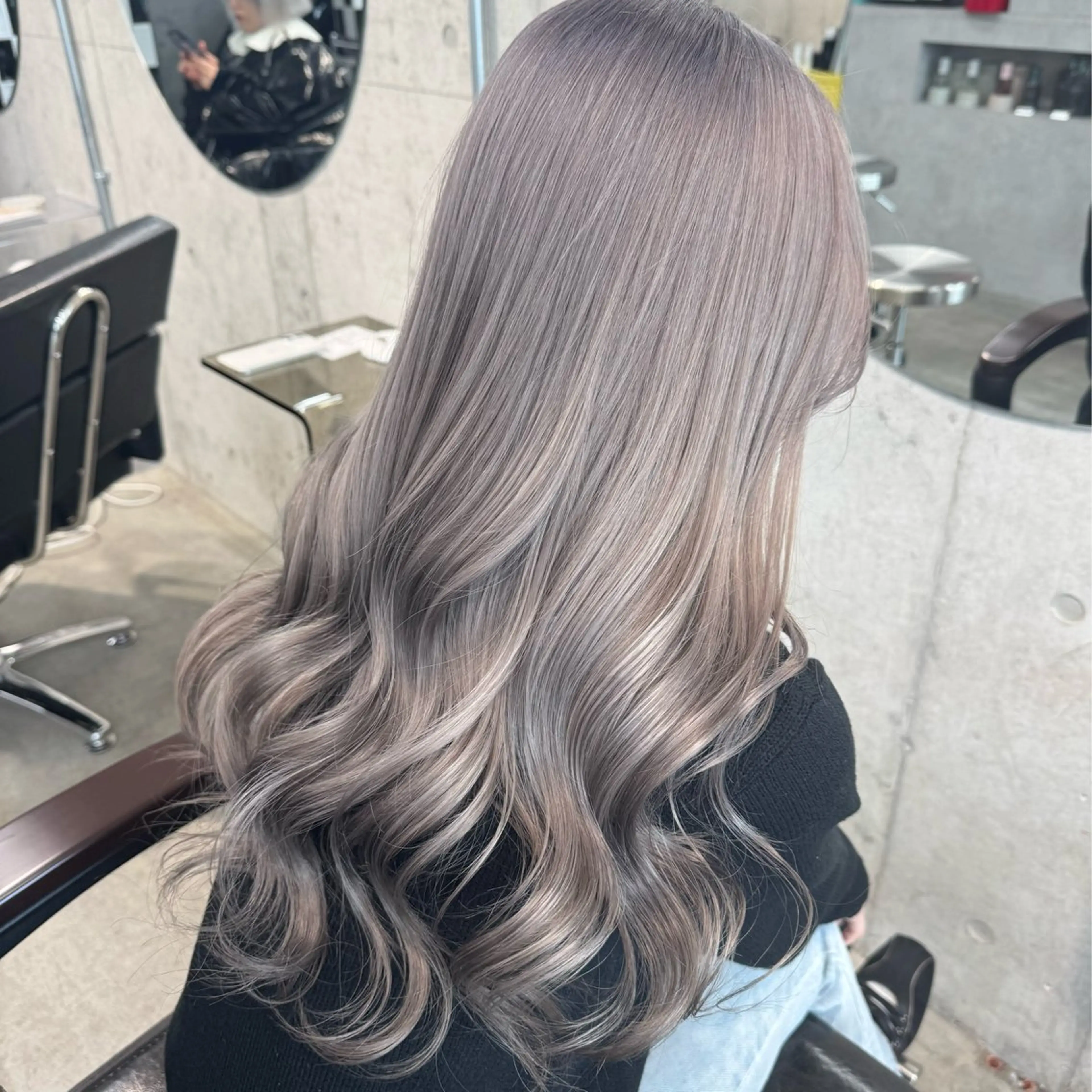 ロング カラー パーマ ヘアアレンジ メンズ キッズ グレージュ カット ヘアカラー トリートメント ハイトーン/ピンク 💗モモ໒꒱のヘアスタイル