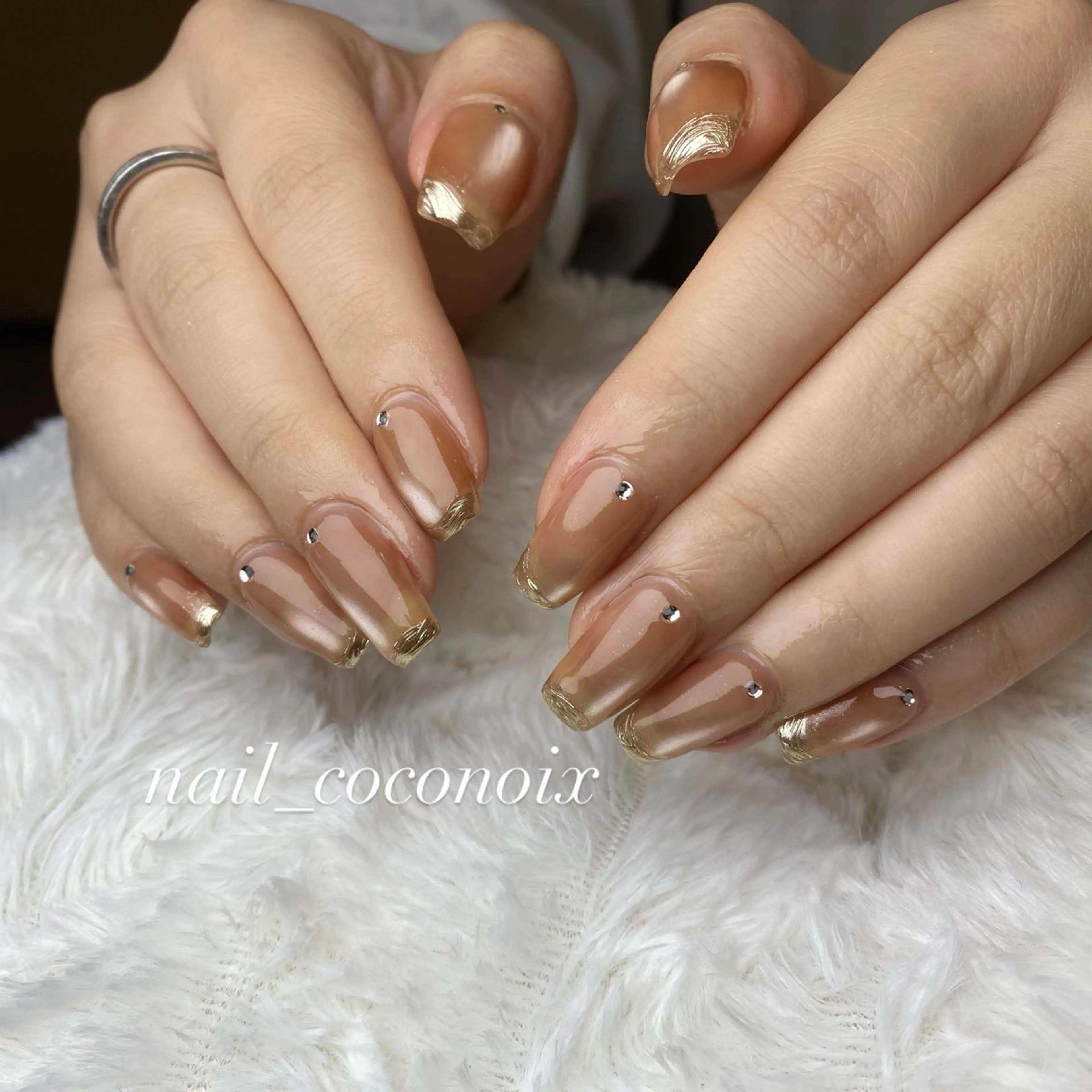 ミディアム ヘアアレンジ ハンドネイル coconoix所属・coconoix 🍊mizukiのネイルデザイン