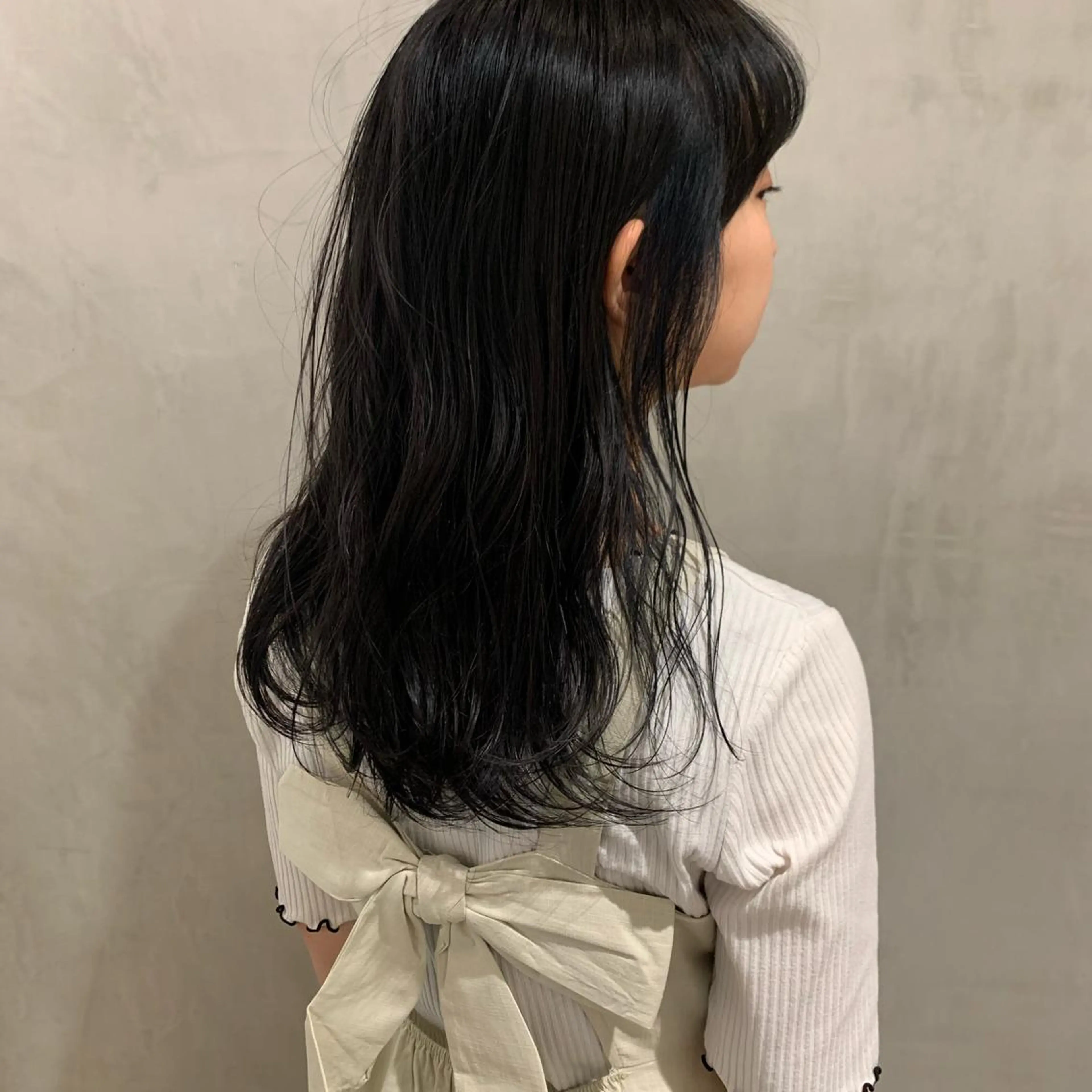 セミロング カラー カット ヘアカラー トリートメント アンニュイヘア🪽 ayumiのヘアスタイル