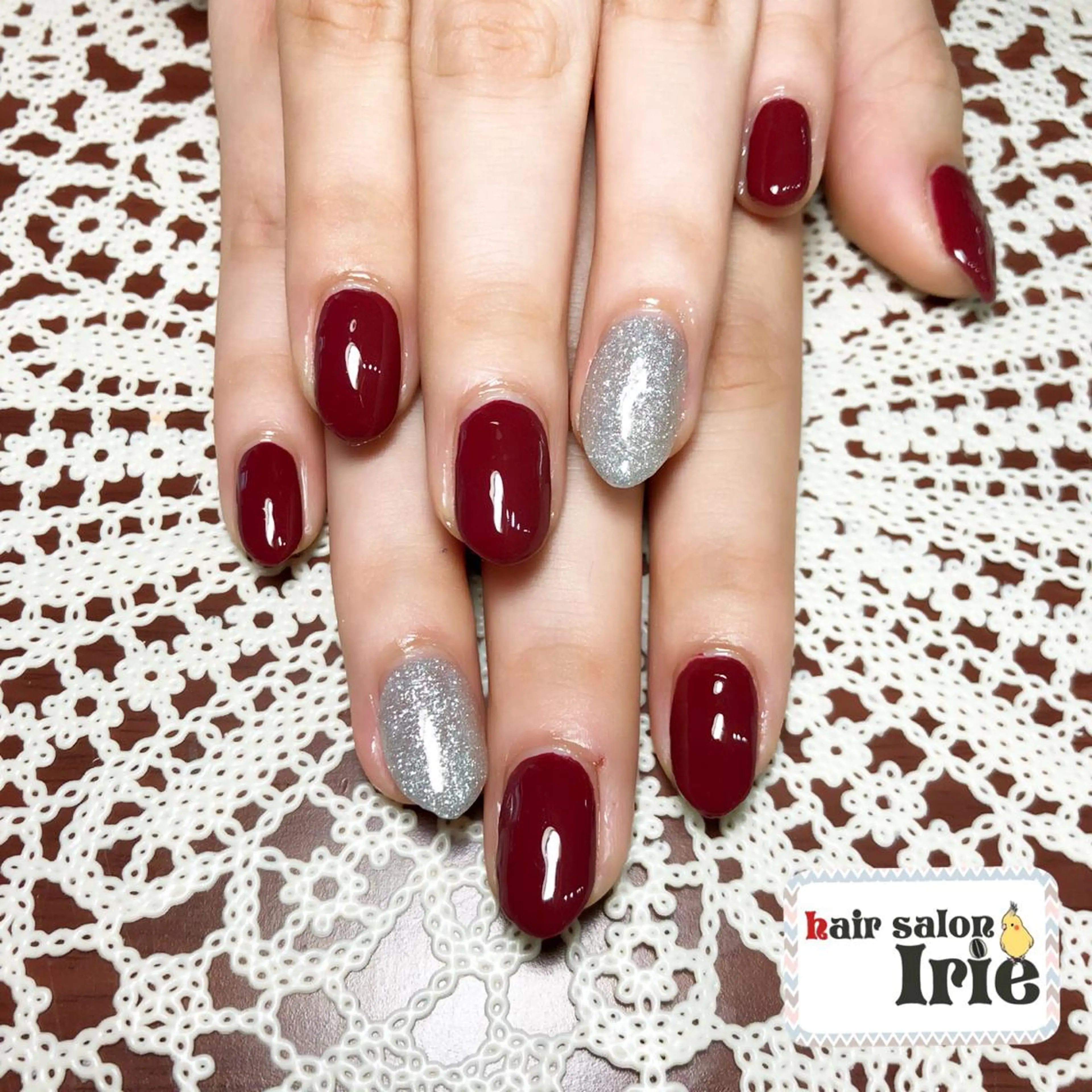 ネイル ボルドー 長さ出し ジェルネイル おそろいネイル Hair salon Irie所属・與儀 知佳のネイルデザイン