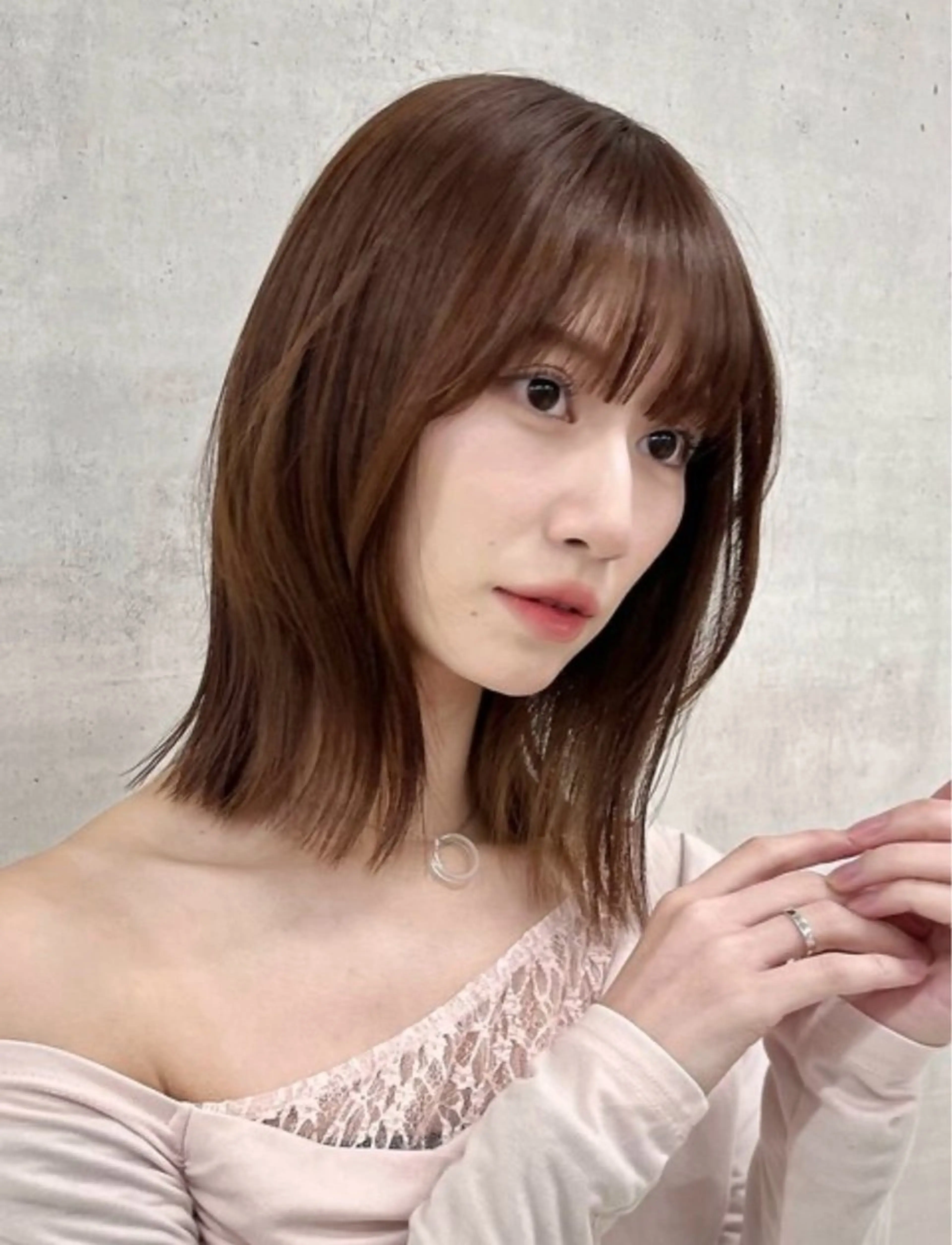 ミディアム カット ヘアカラー 福岡美容師 透明感カラーのヘアスタイル