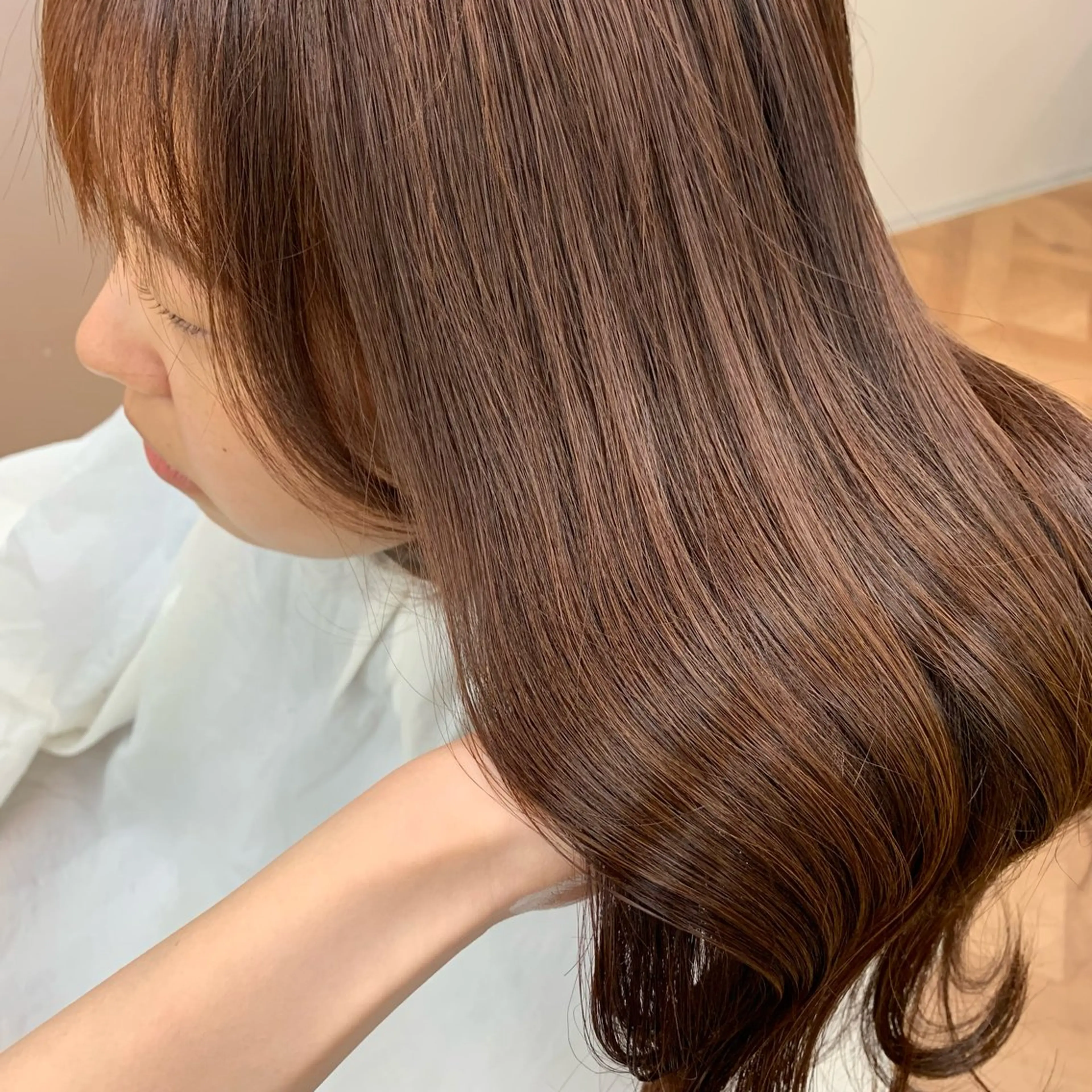 セミロング カラー ヘアアレンジ キヨミ 韓国レイヤーカットのヘアスタイル