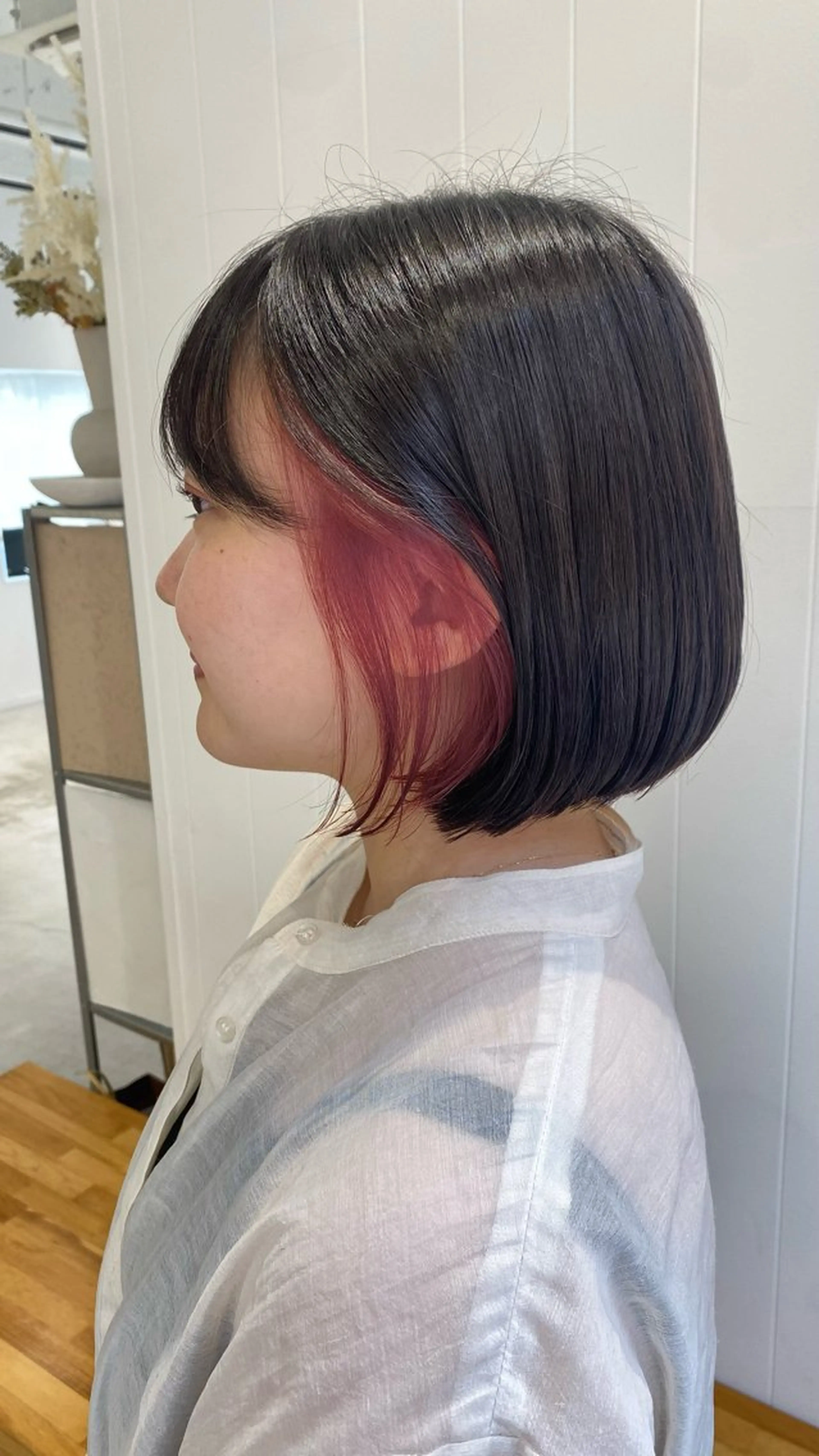 ショート カラー hair shioのヘアスタイル