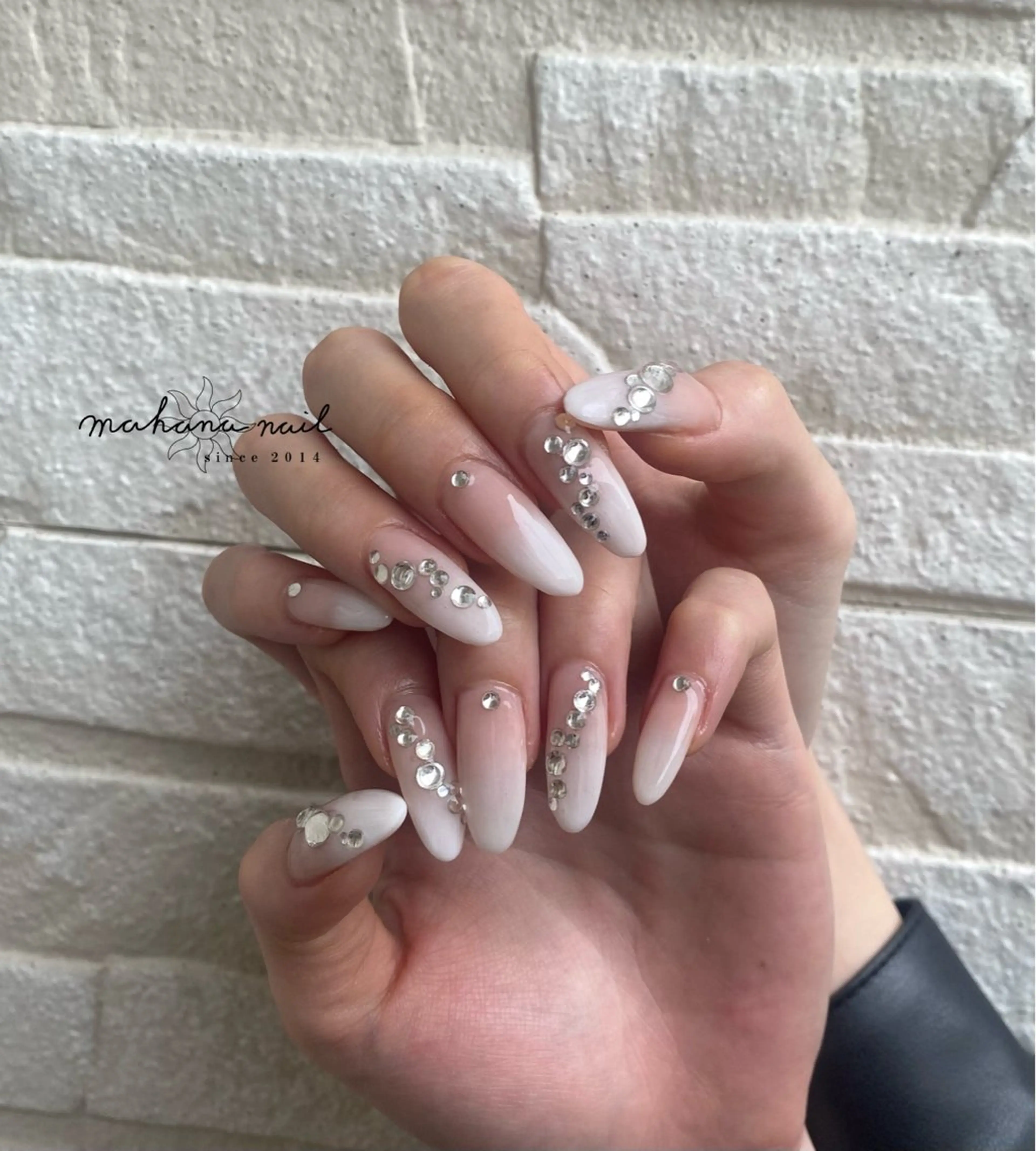 ネイル ロングネイル ハンドネイル mahana nailのネイルデザイン