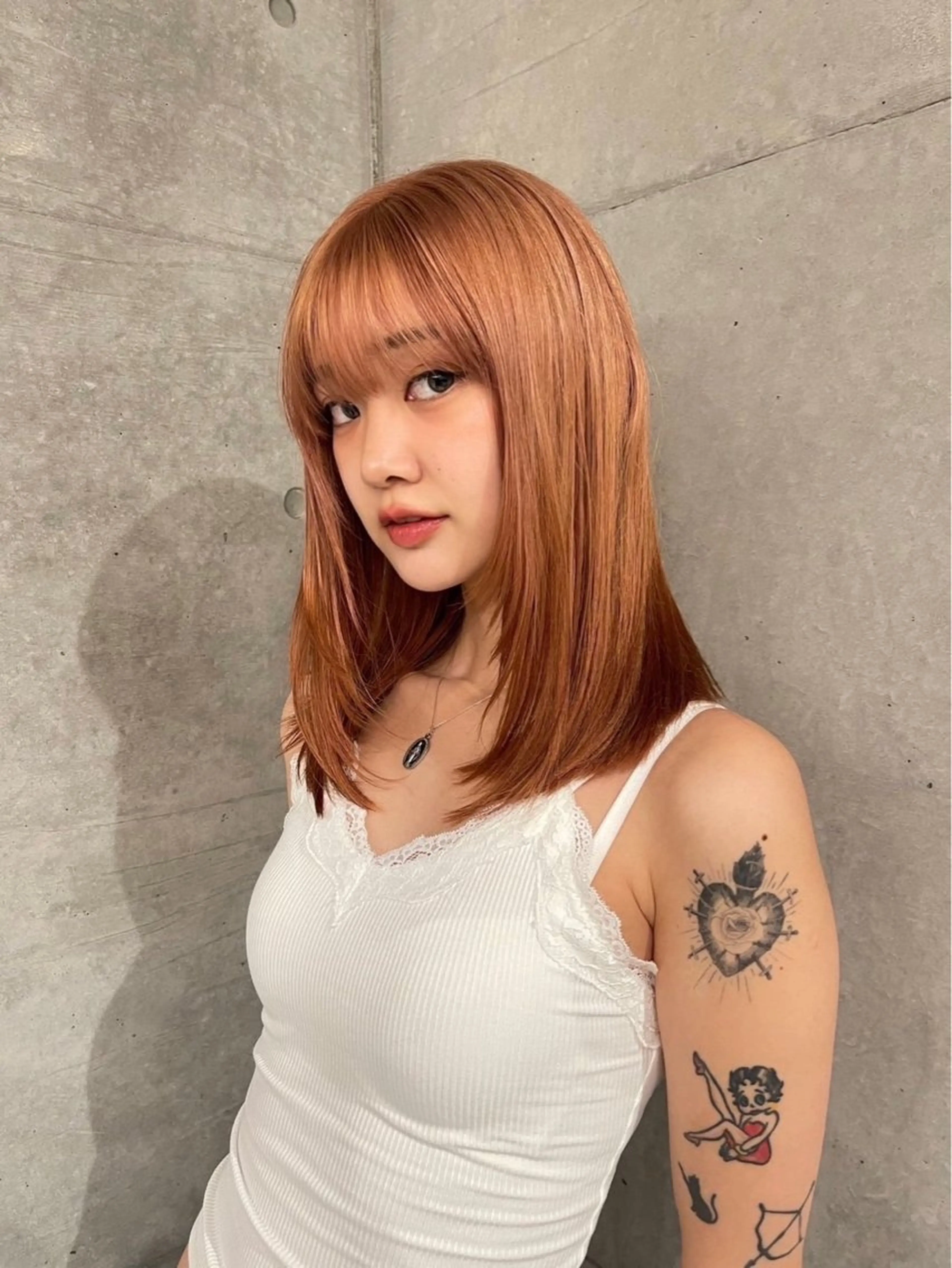 ミディアム カラー ヘアカラー トリートメント レイヤーカットとハイ トーン/HIROKIのヘアスタイル