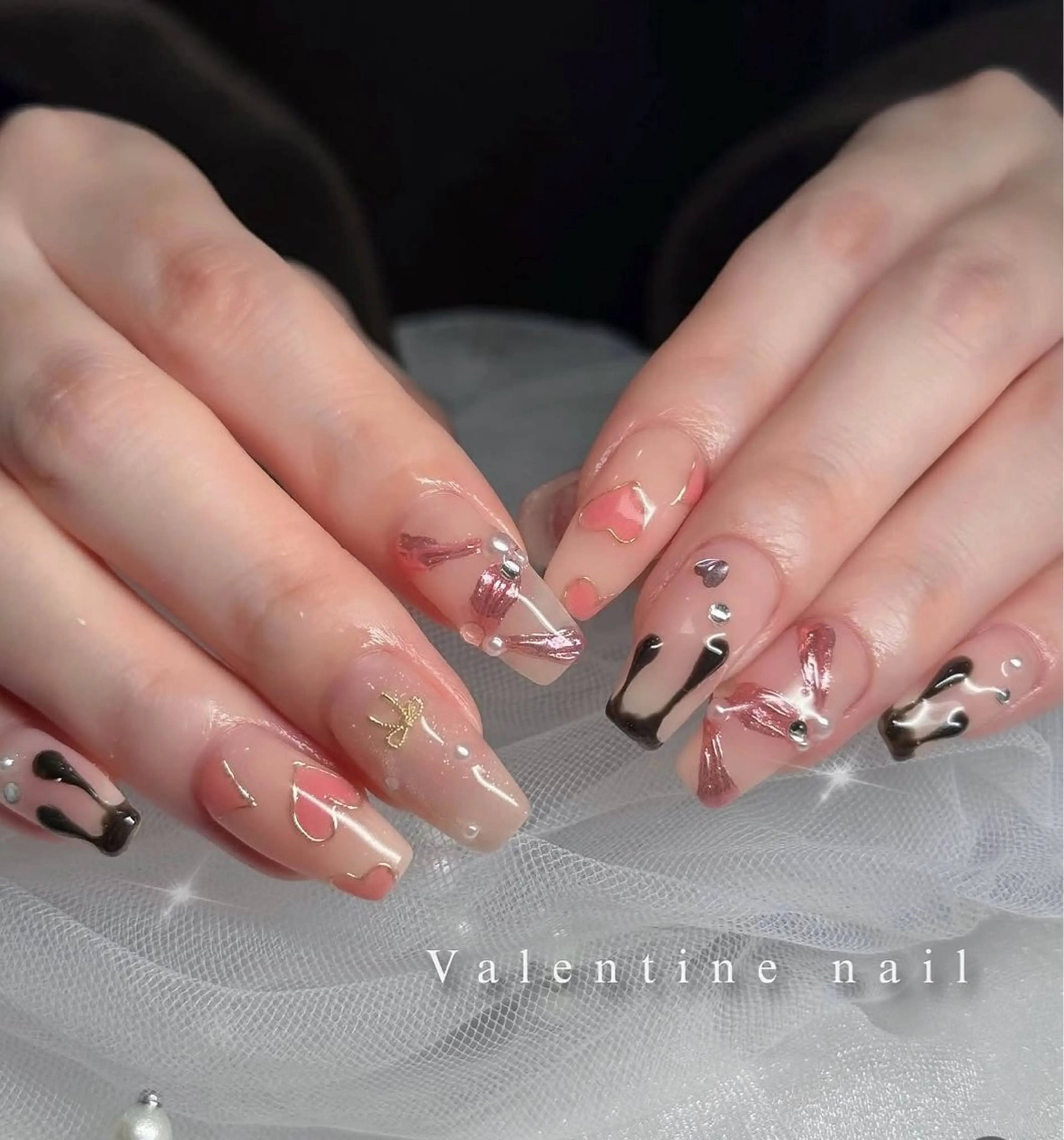 ネイル ハンドネイル maisonde charme carat所属・🎀 AYANEのネイルデザイン