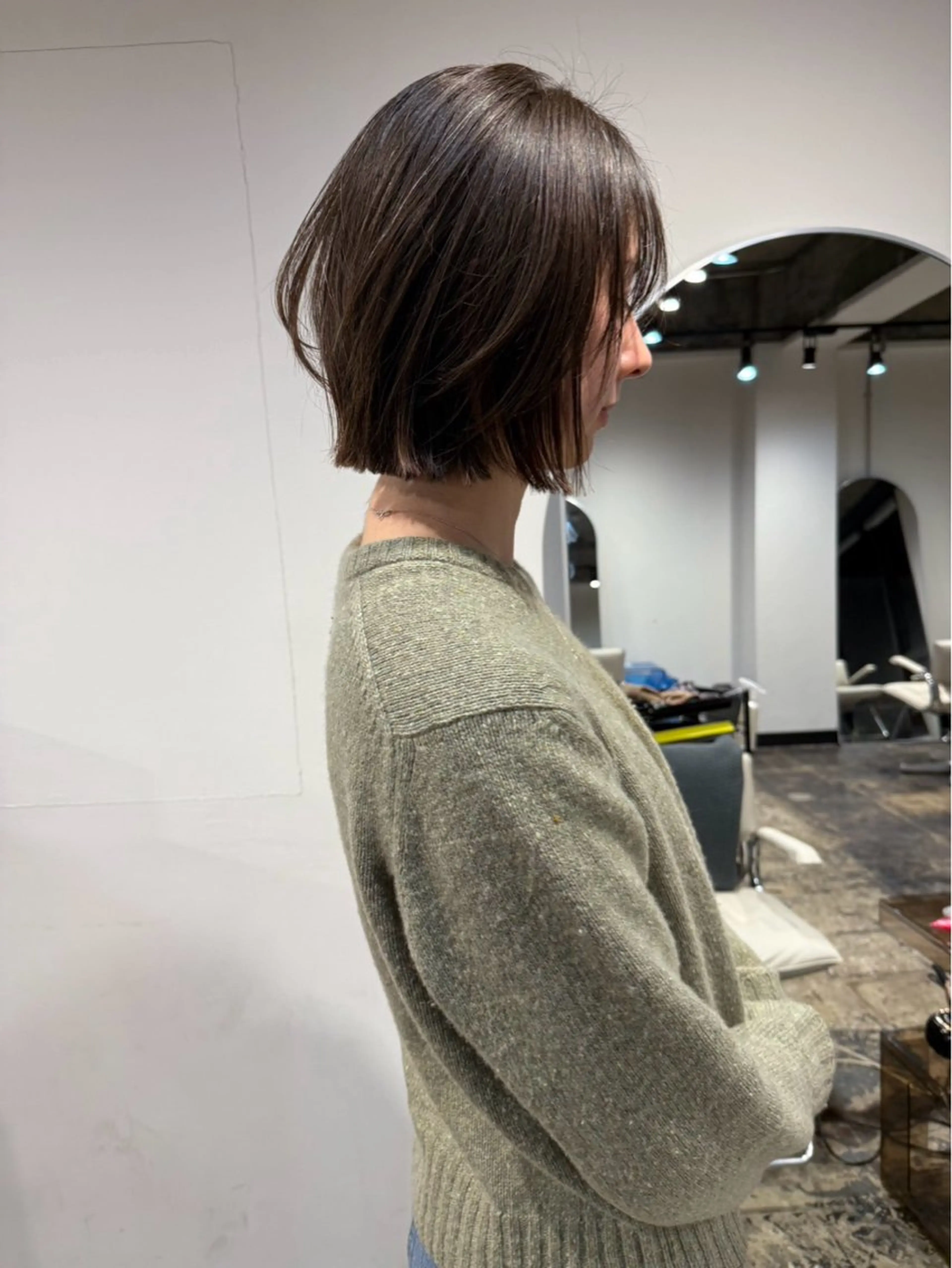 ショート ボブ レイヤーカット カット mokuren.所属・高橋 かなのヘアスタイル