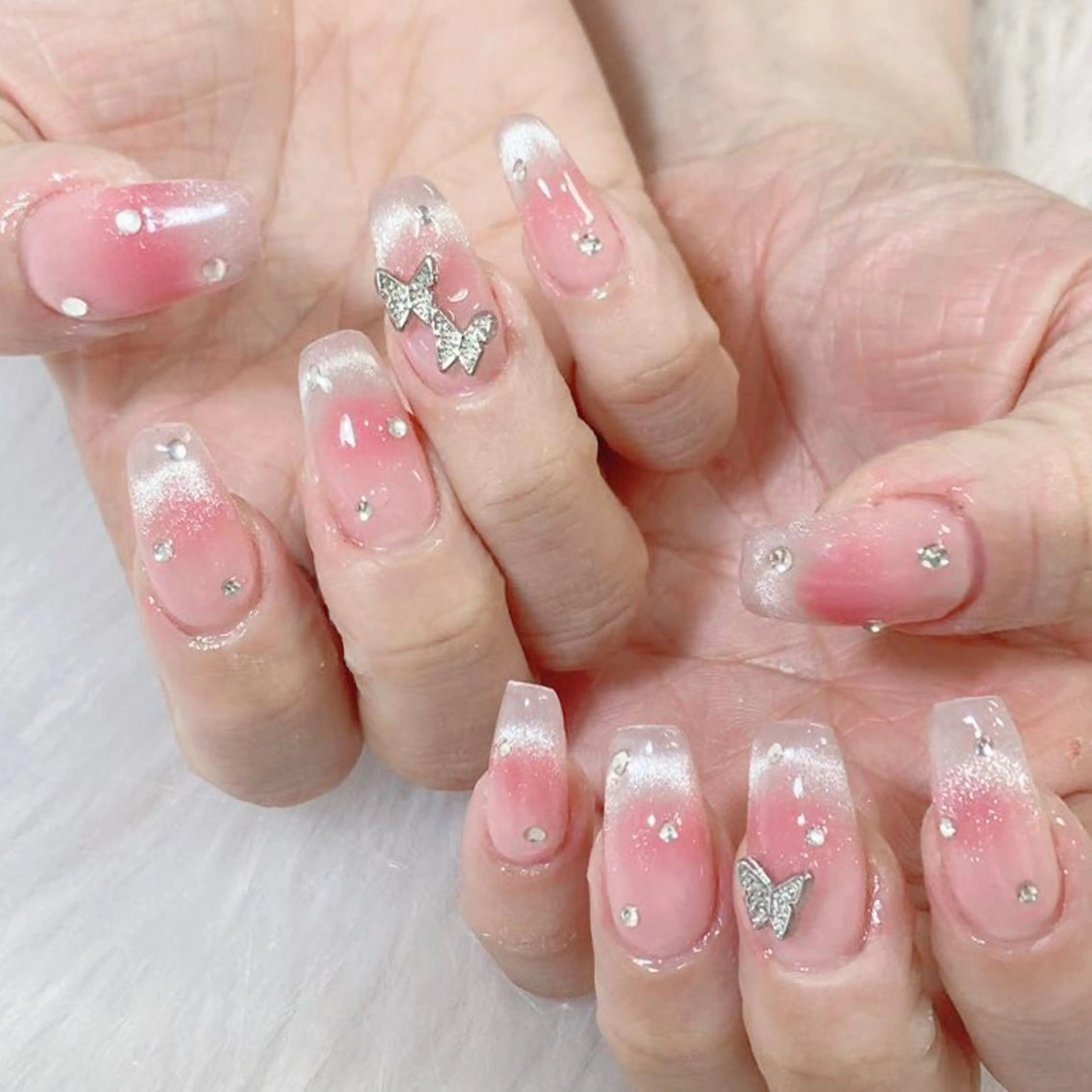 ネイル ハンドネイル DIAMOND 💦のネイルデザイン