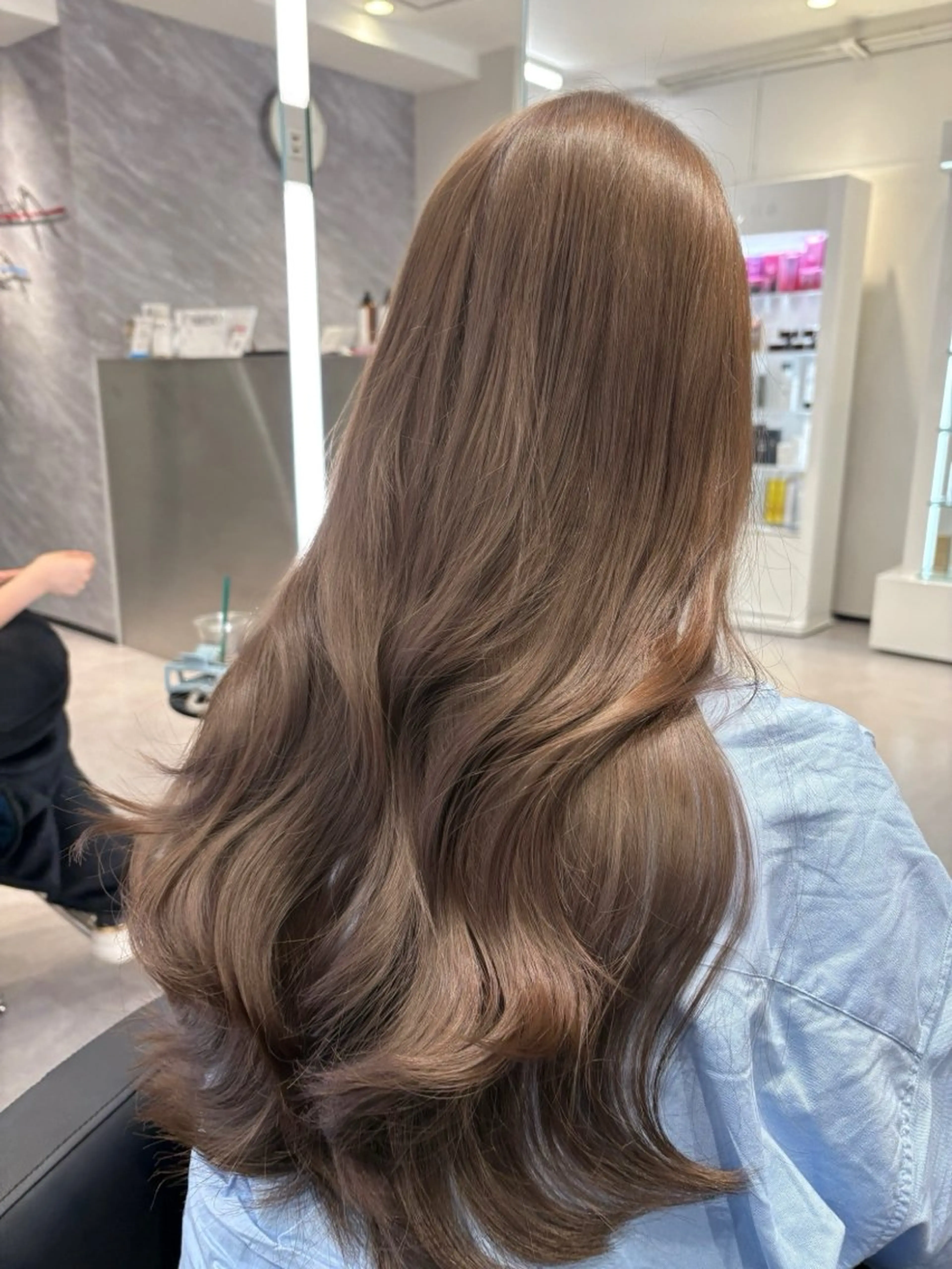 ロング カラー 心斎橋/透明感カラ ー/韓国風ヘア/恋のヘアスタイル
