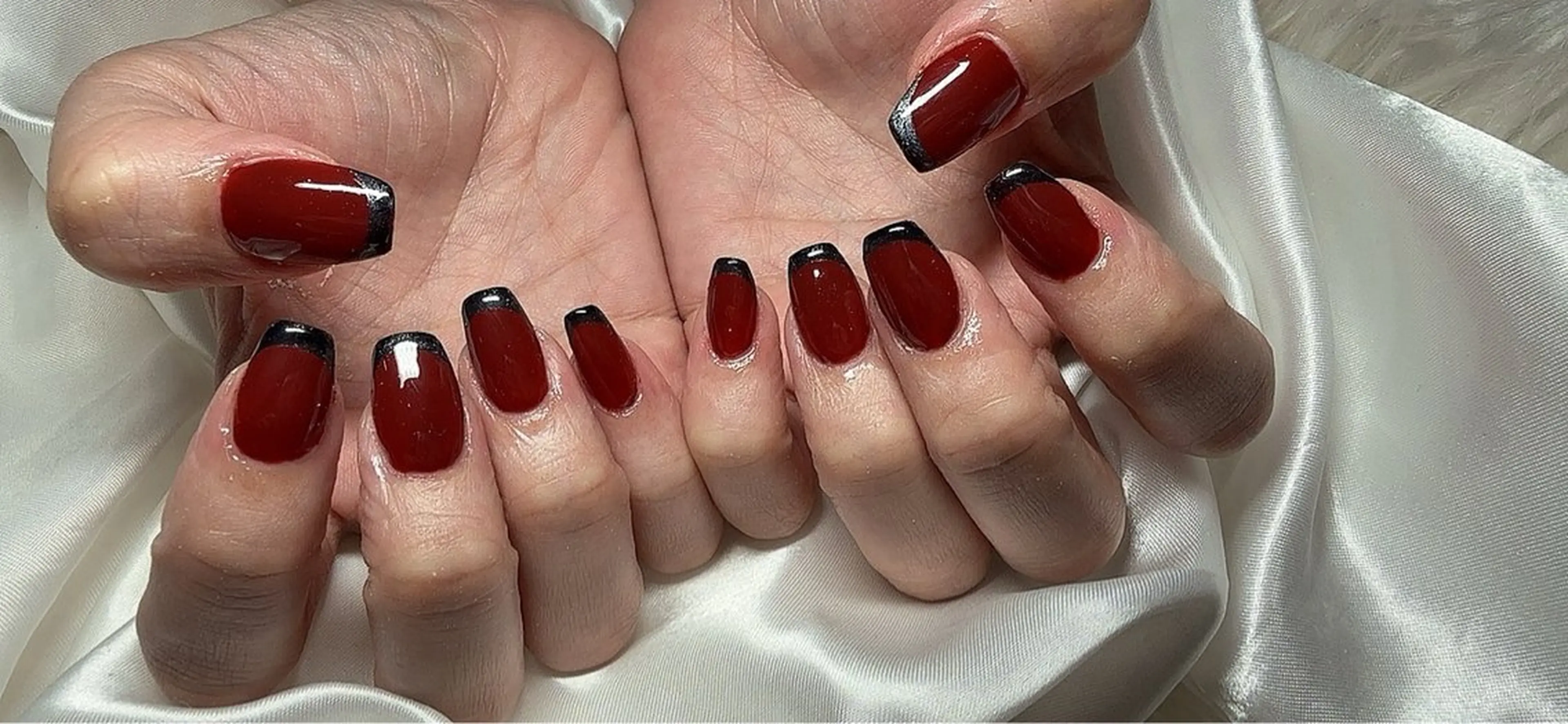 ネイル フレンチネイル マグネットネイル マグネットフレンチ ハンドネイル Ruana Nailのネイルデザイン