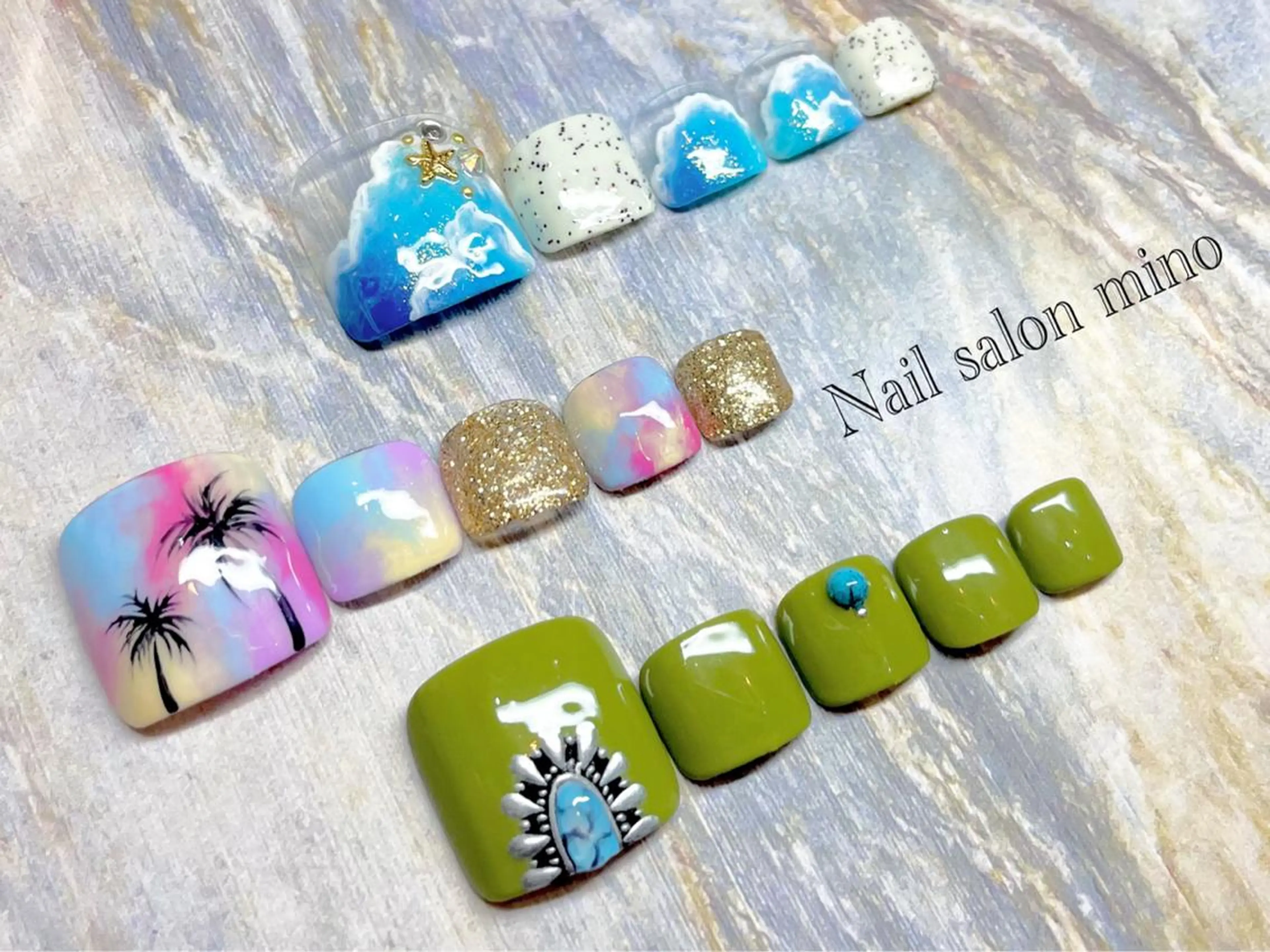 ネイル アートネイル マグネットネイル ミラーネイル シンプルネイル 三野　nail salon minoのネイルデザイン