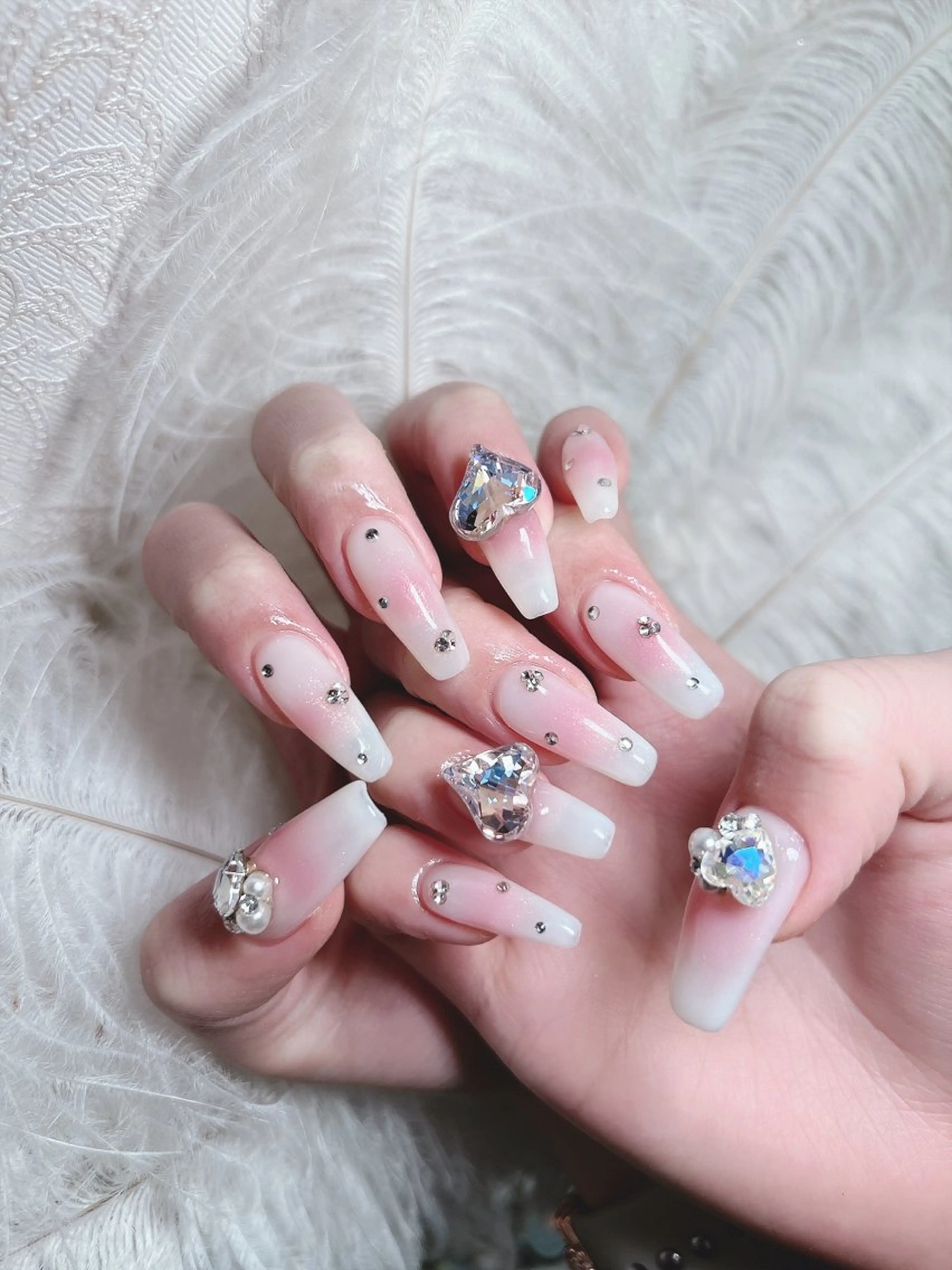 ネイル Ubuntu🎀 ネイルサロン✨のネイルデザイン