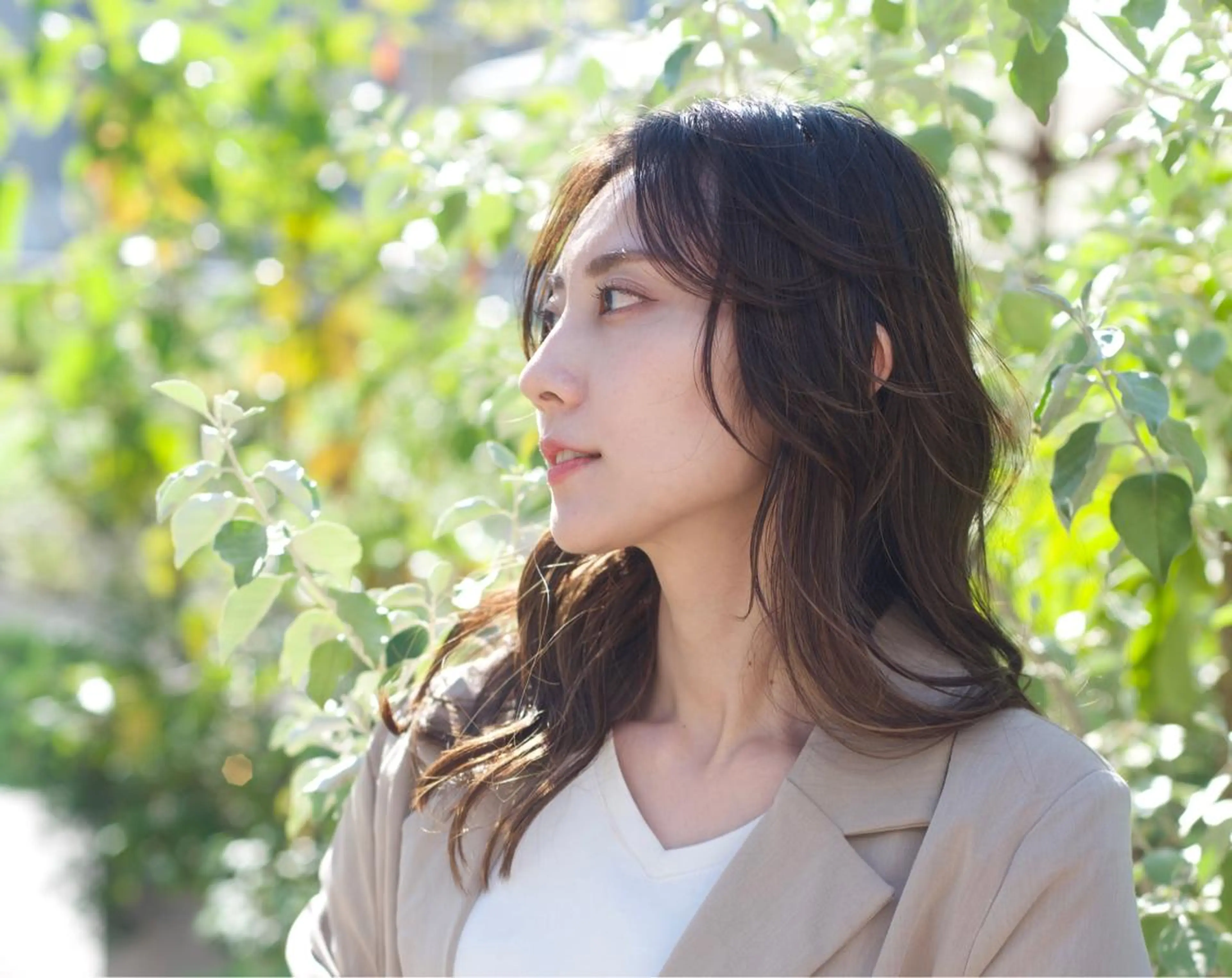 ミディアム アッシュ 外国人風カラー ハイライト 髪質改善 韓国風ヘア カット ヘアカラー トリートメント hoNua. 栄/透明感カラーのヘアスタイル