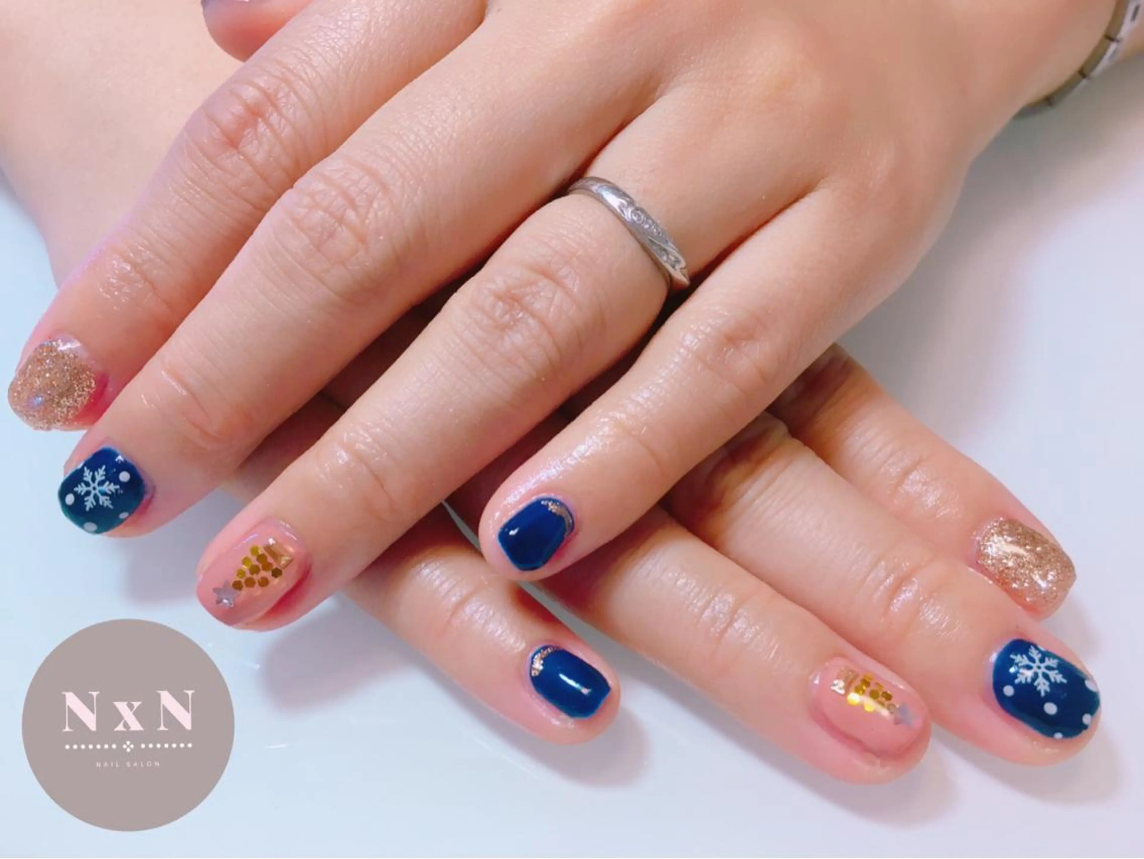 ネイル 冬ネイル クリスマス ハンドネイル nail salon N×Nのネイルデザイン