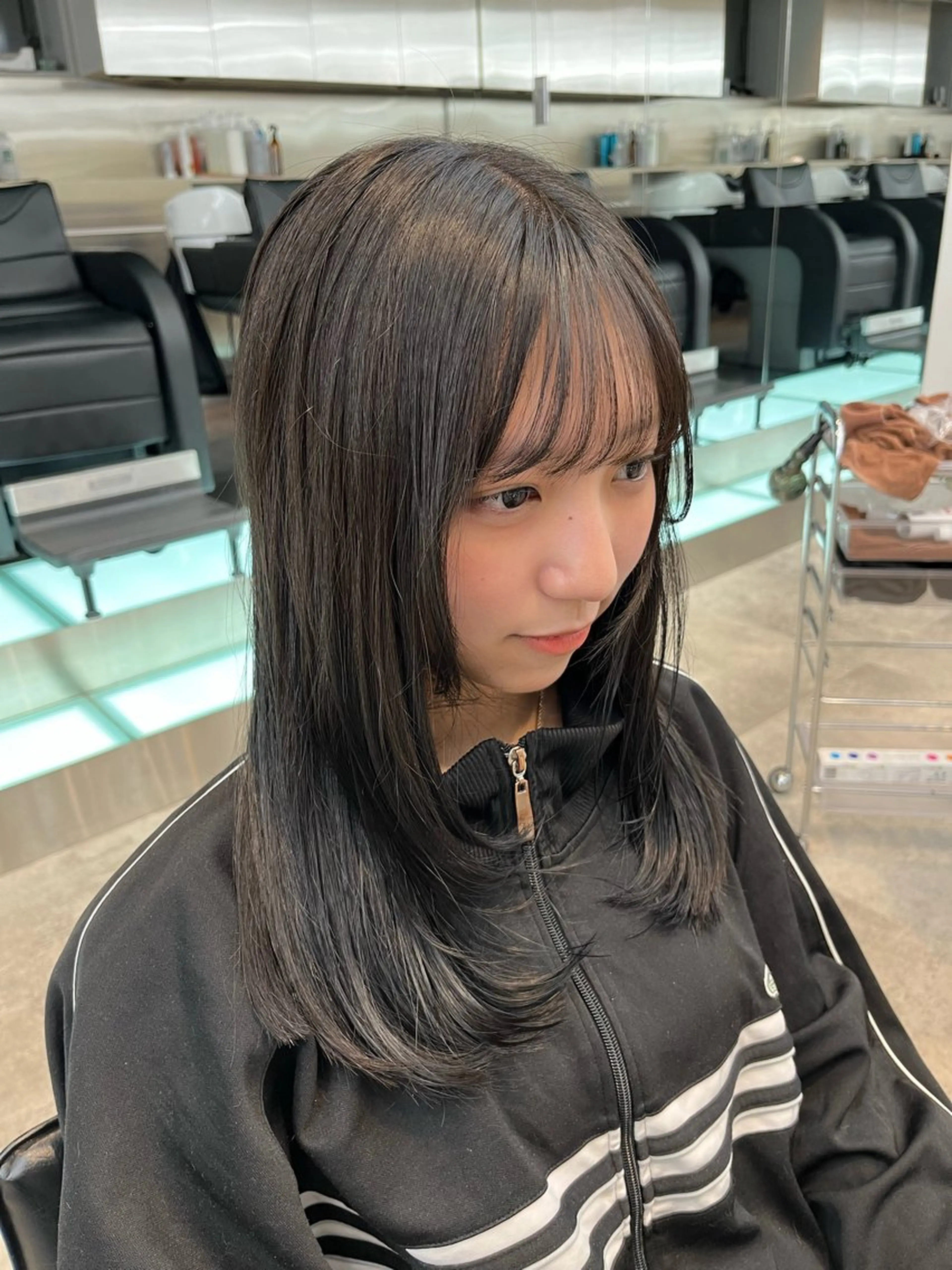 ミディアム カラー ヘアアレンジ 韓国風ヘア レイヤーカット fifth 黒木のヘアスタイル