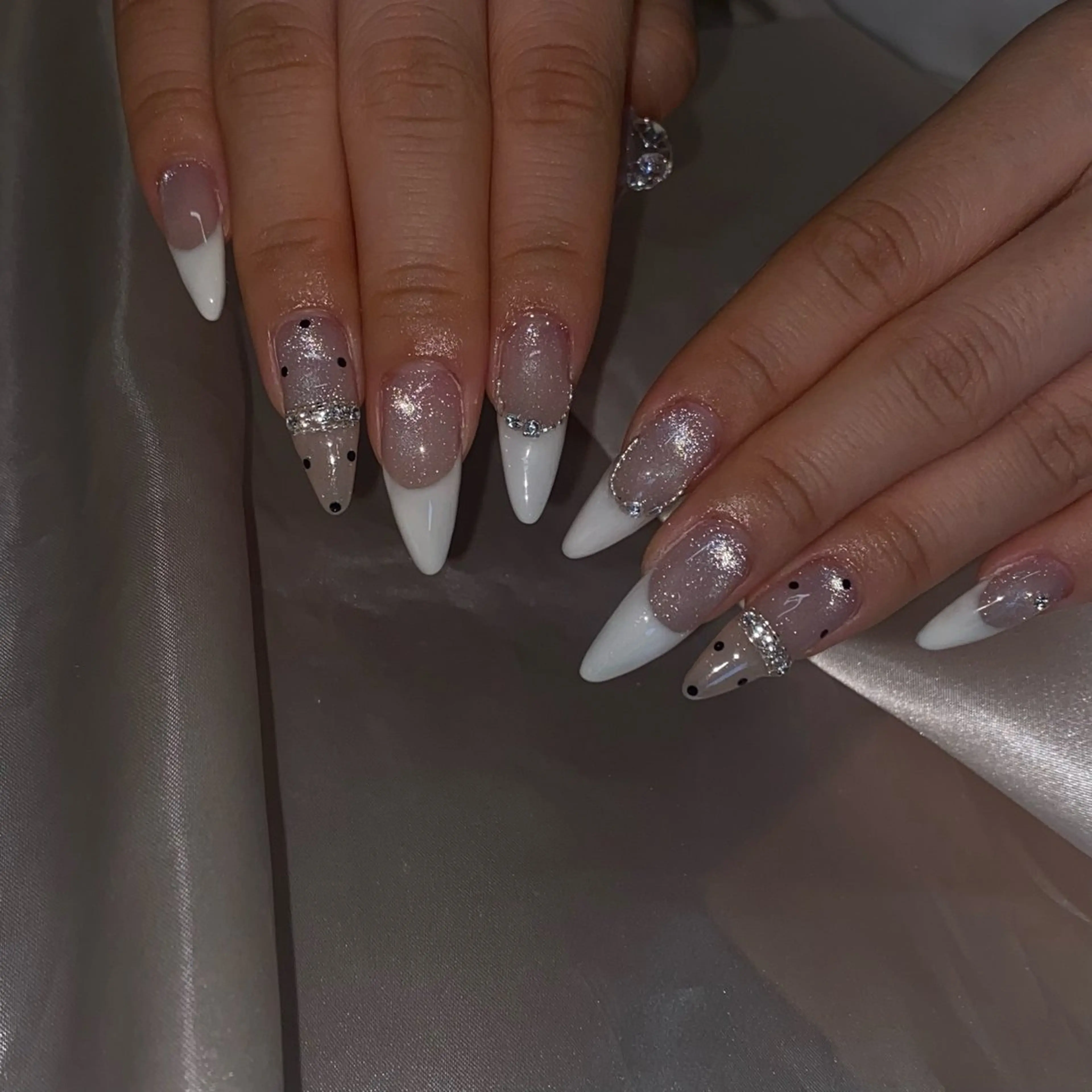 ネイル ハンドネイル la vie  Luire所属・la vie Luire ｱｽｶのネイルデザイン