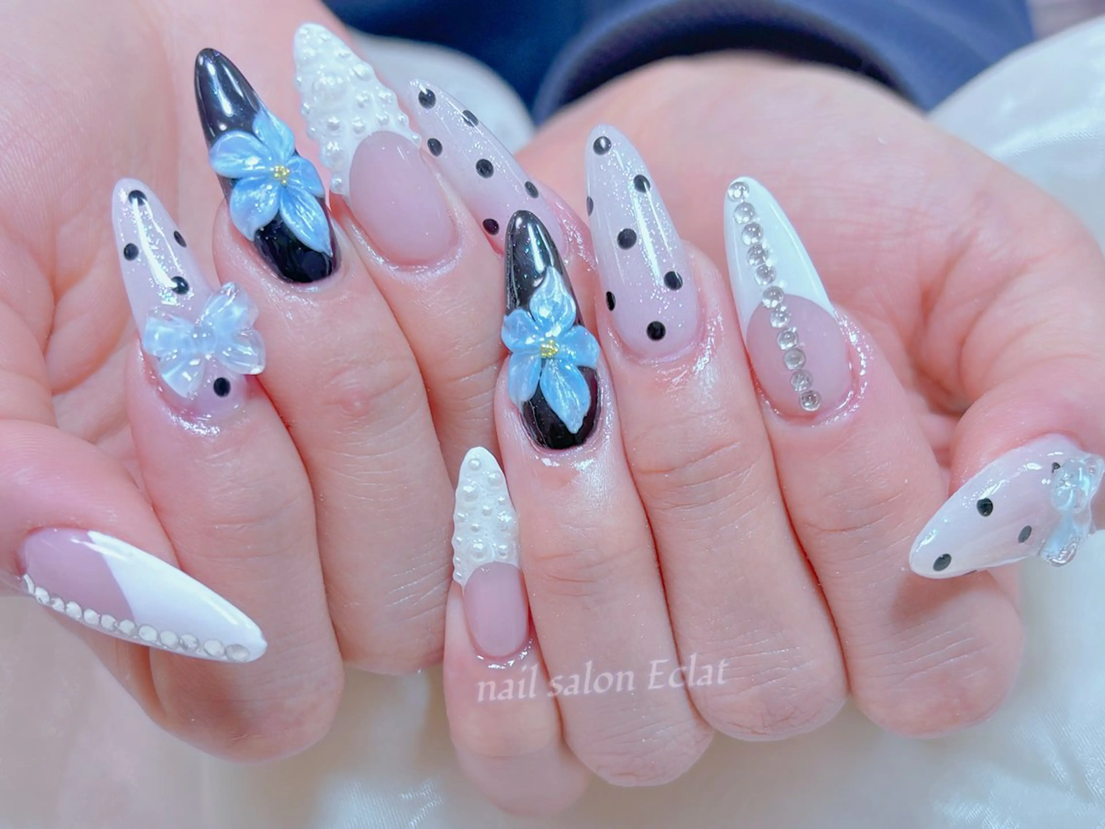 ネイル ハンドネイル ネイルサロンエクラ 🫧Shizukaのネイルデザイン