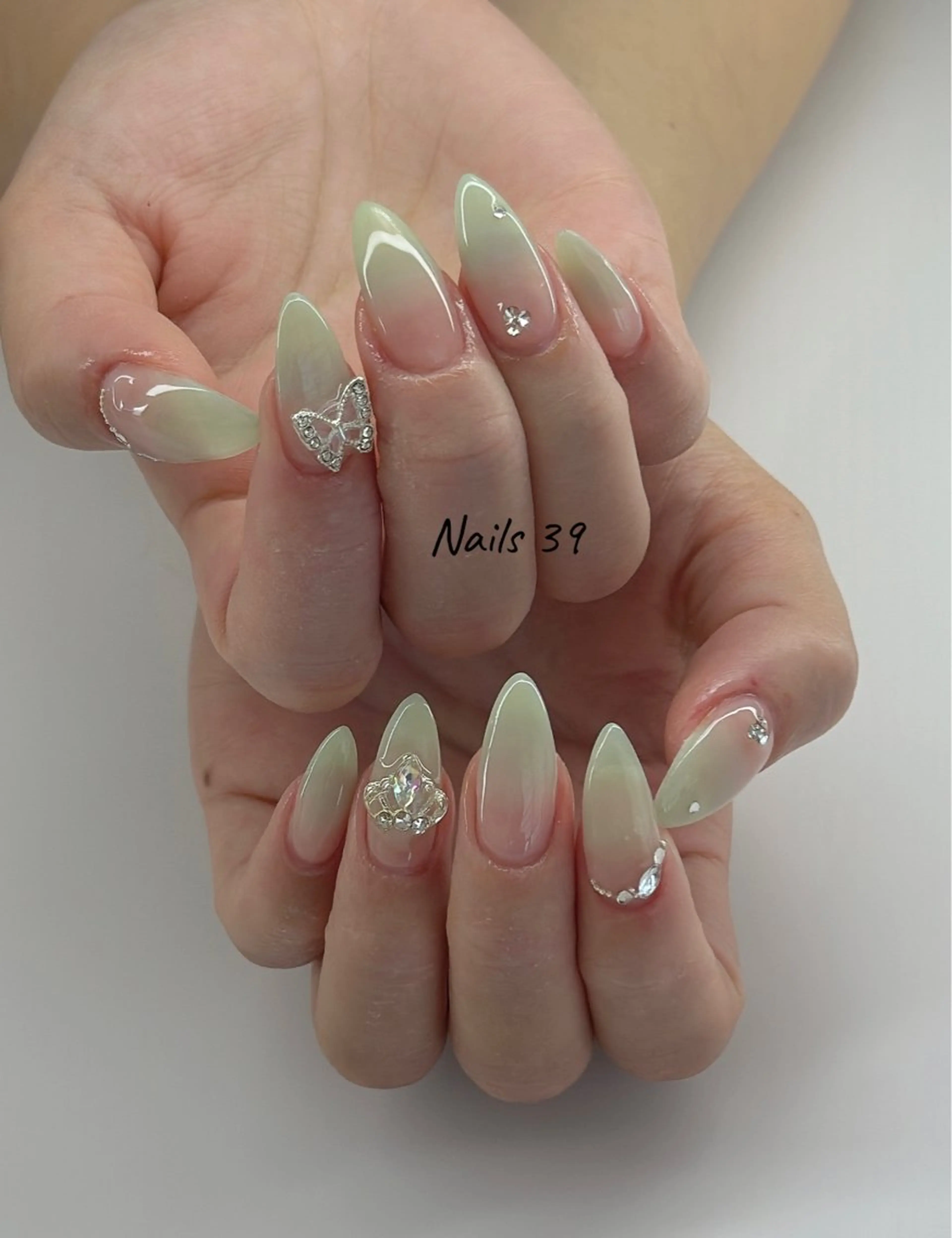 ネイル Nails 39のネイルデザイン