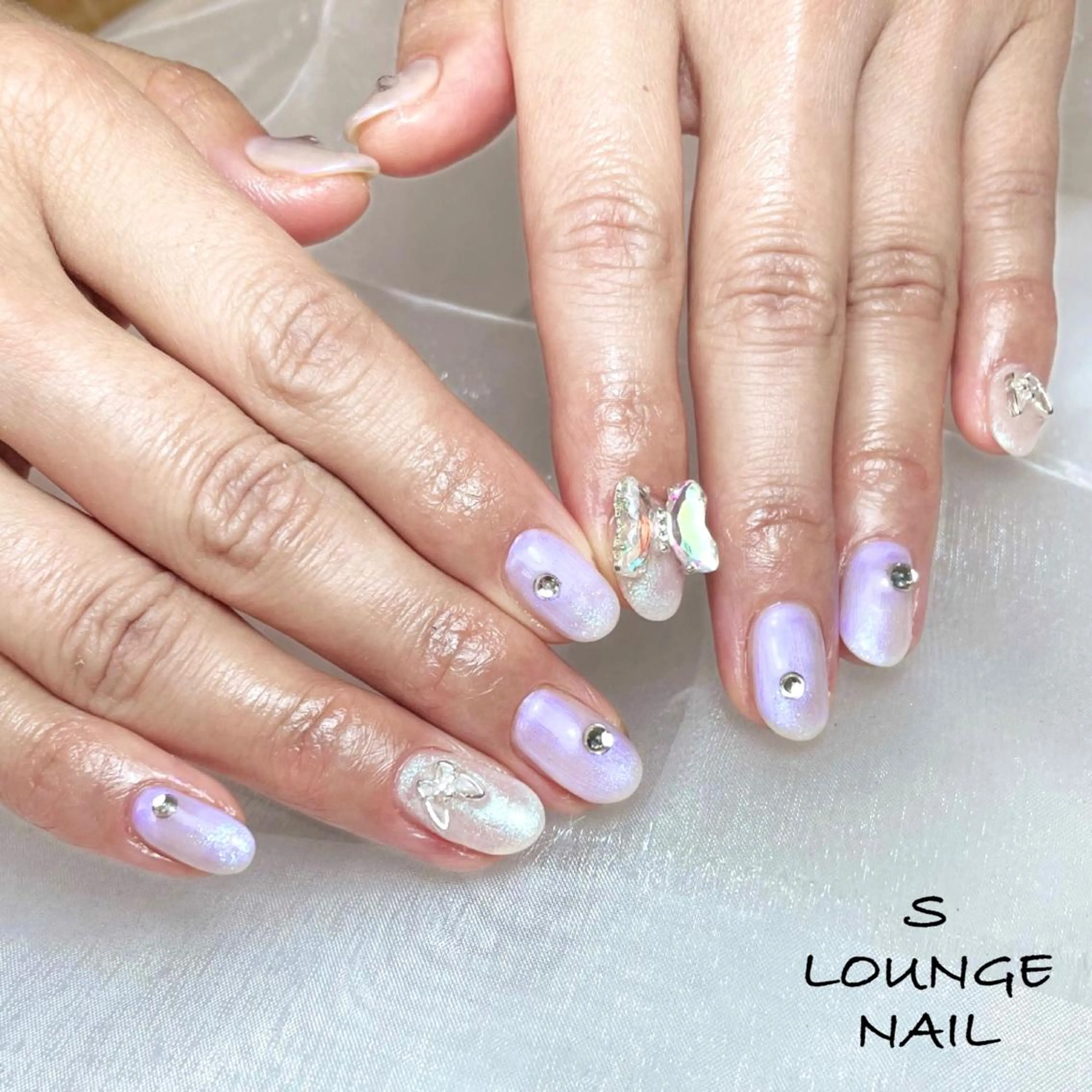 ネイル ハンドネイル フットネイル S LOUNGE NAIL所属・パーツたくさん🍓 SUMIのネイルデザイン