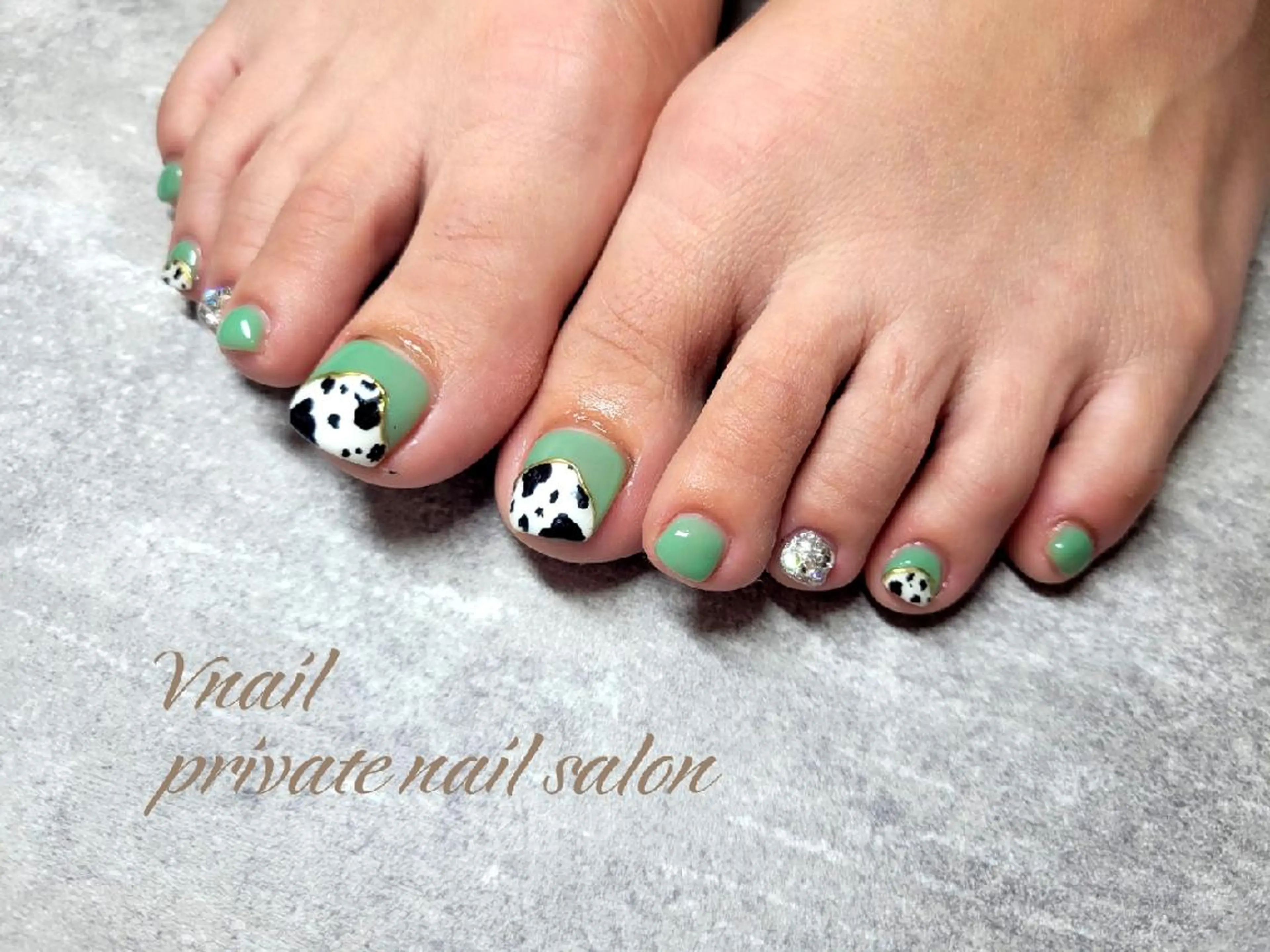 ネイル V. nailのネイルデザイン