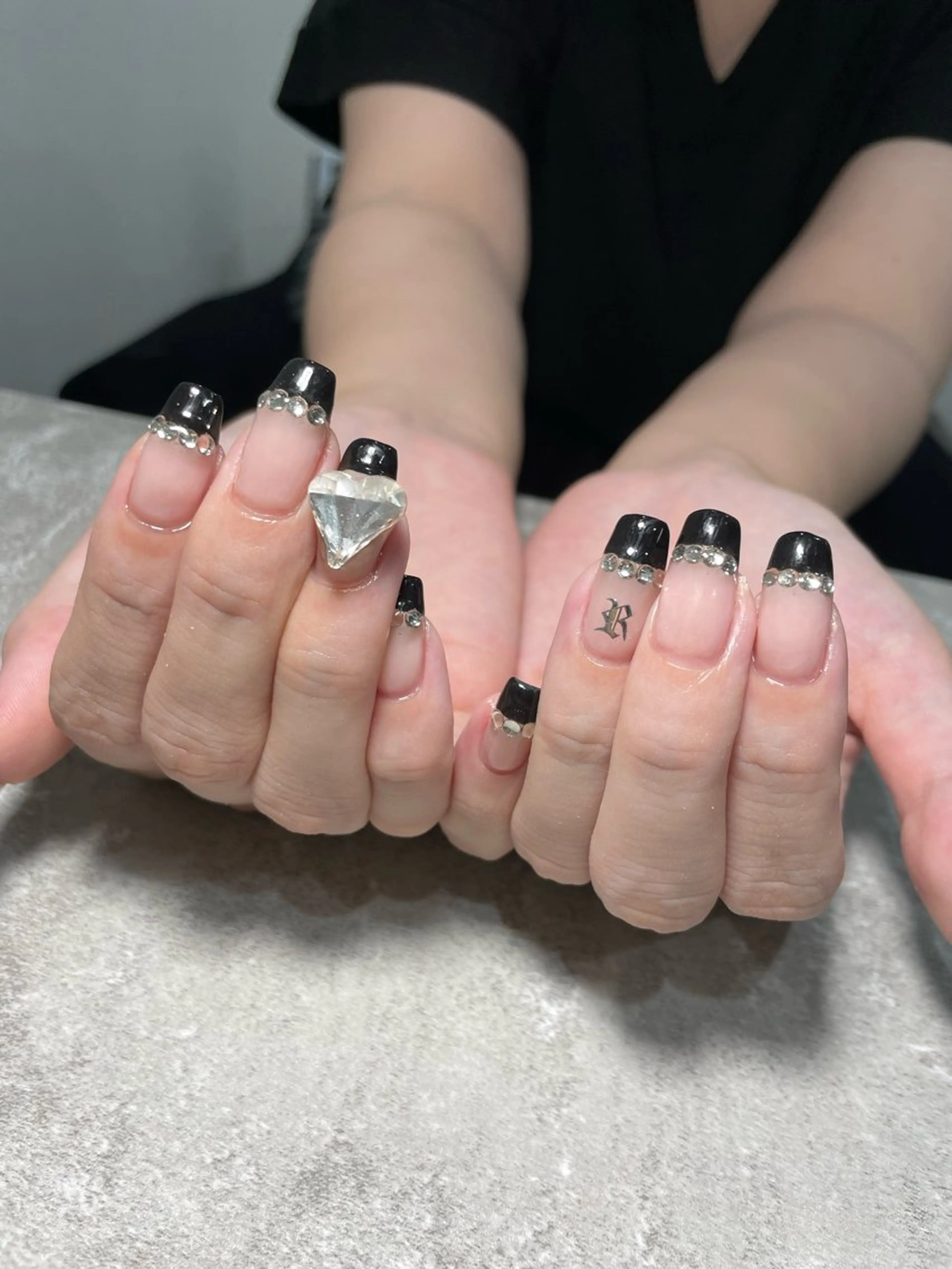 ネイル 持ち込み Raviliss ♡のネイルデザイン