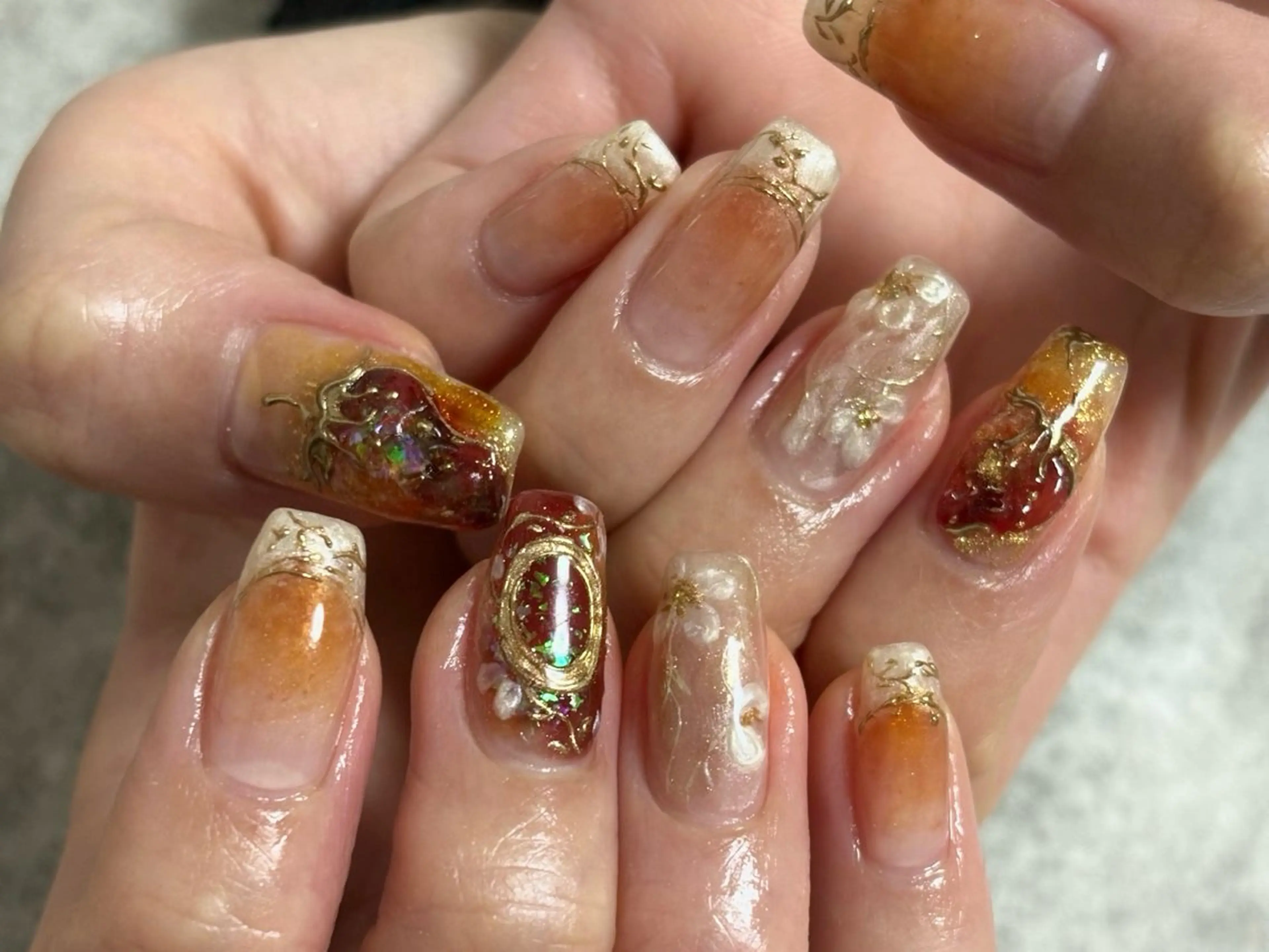 ネイル ニュアンスネイル ぷっくりネイル ハンドネイル FIORITURA Maikoのネイルデザイン