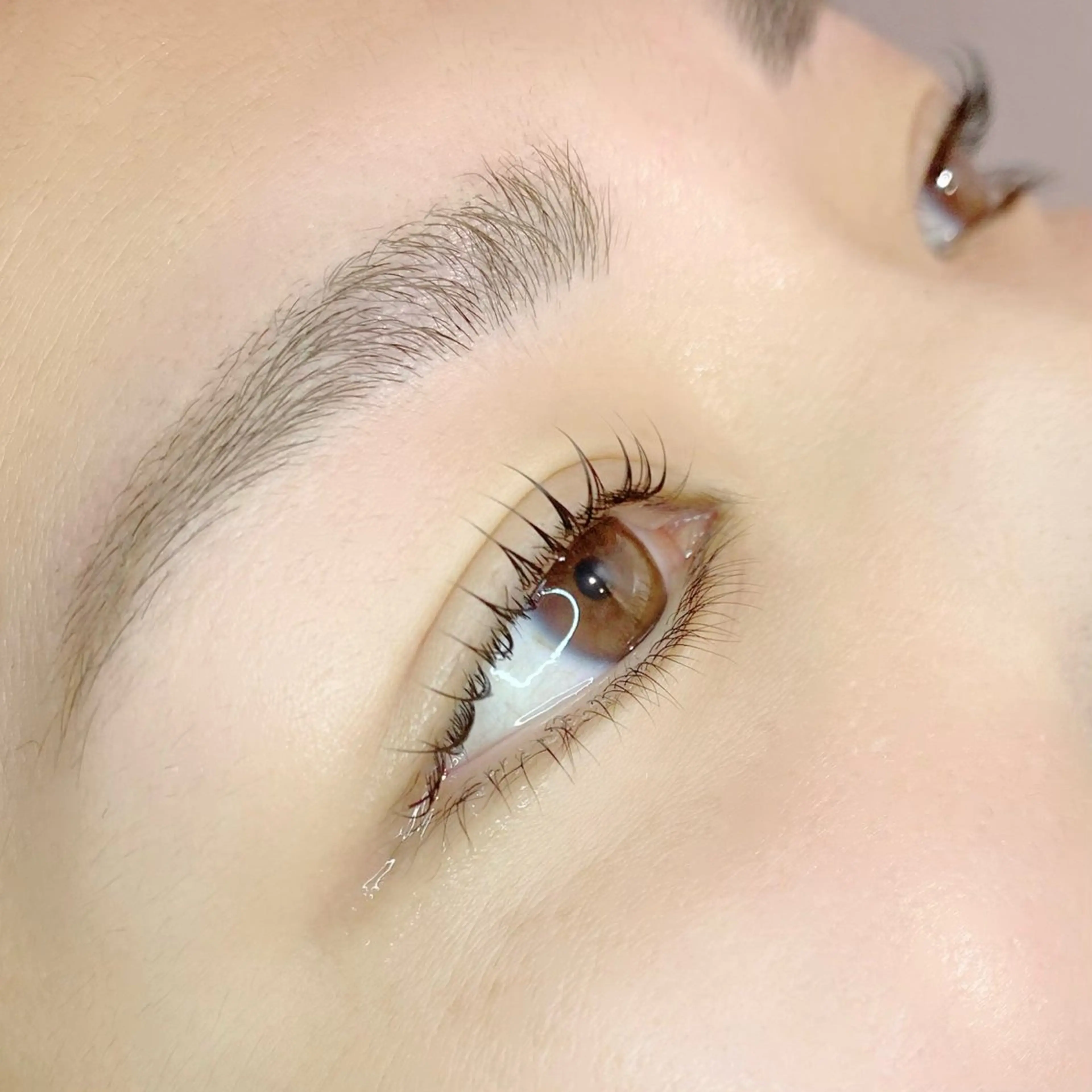 マツエク・マツパ 一重×まつ毛パーマ Plaisir イズミカワの眉毛・アイブロウイメージ