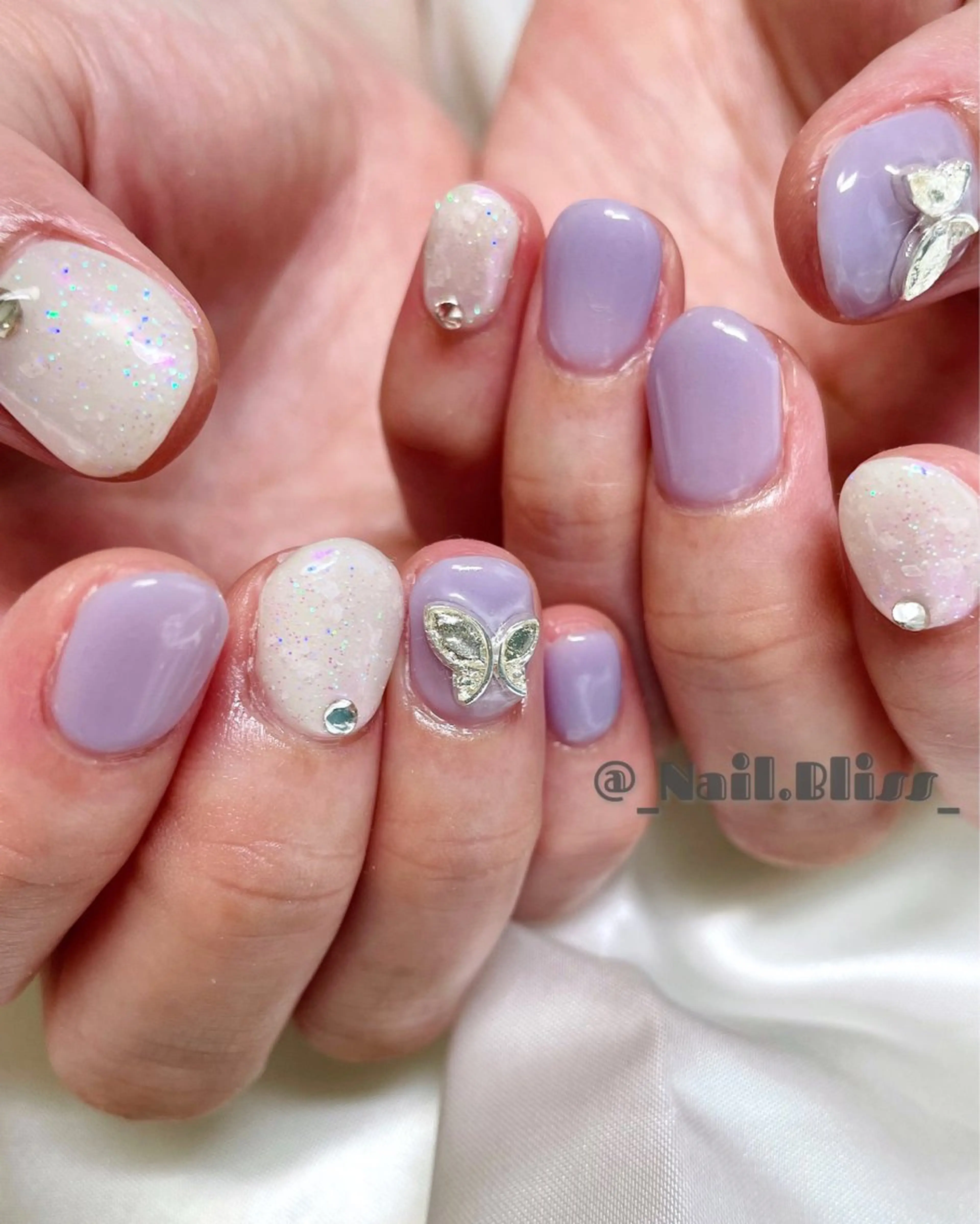 ネイル オーロラネイル ハンドネイル NAIL BLISSのネイルデザイン