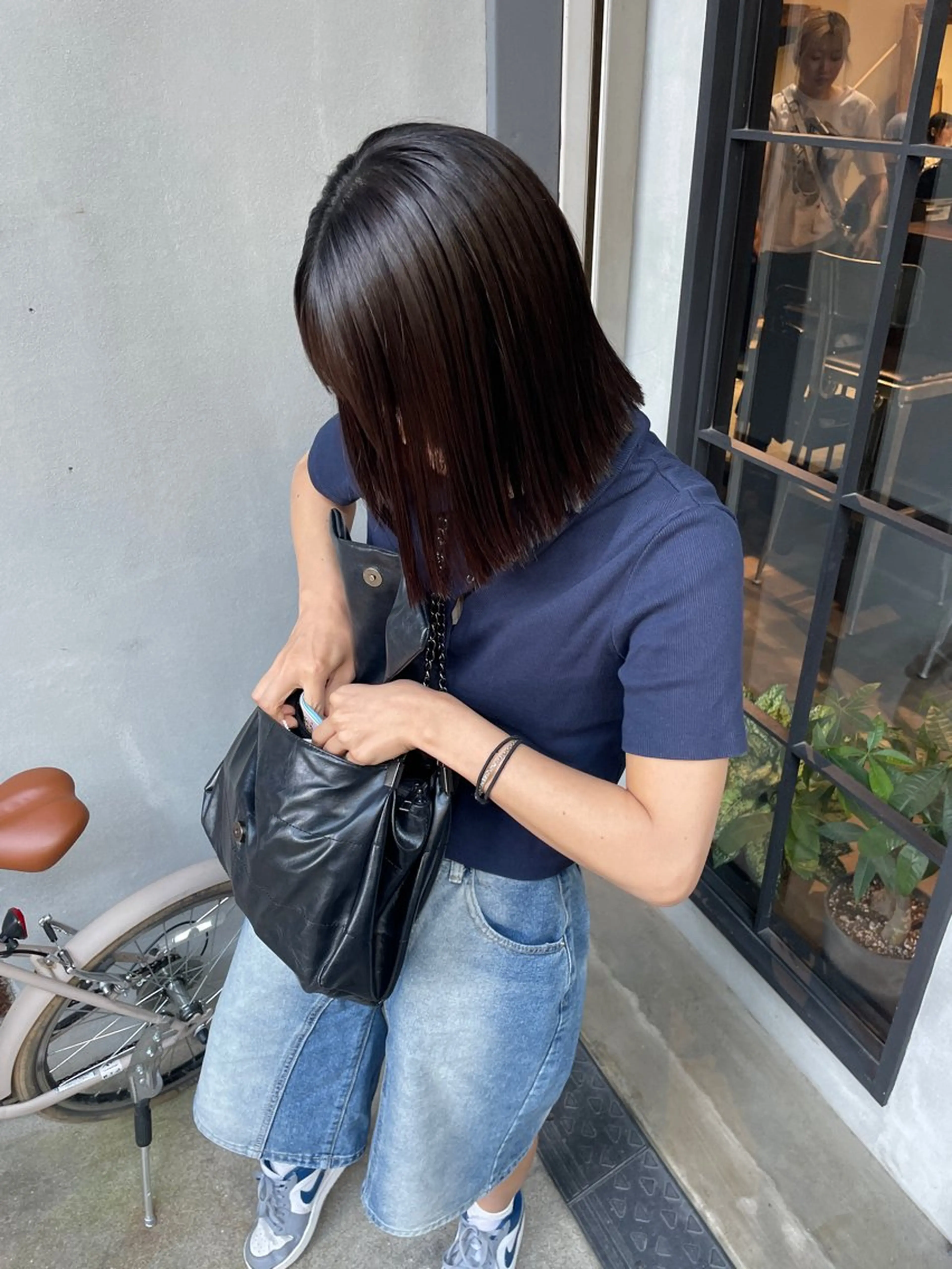 ミディアム 縮毛矯正 fubuki🪷 似合わせカットカラーのヘアスタイル