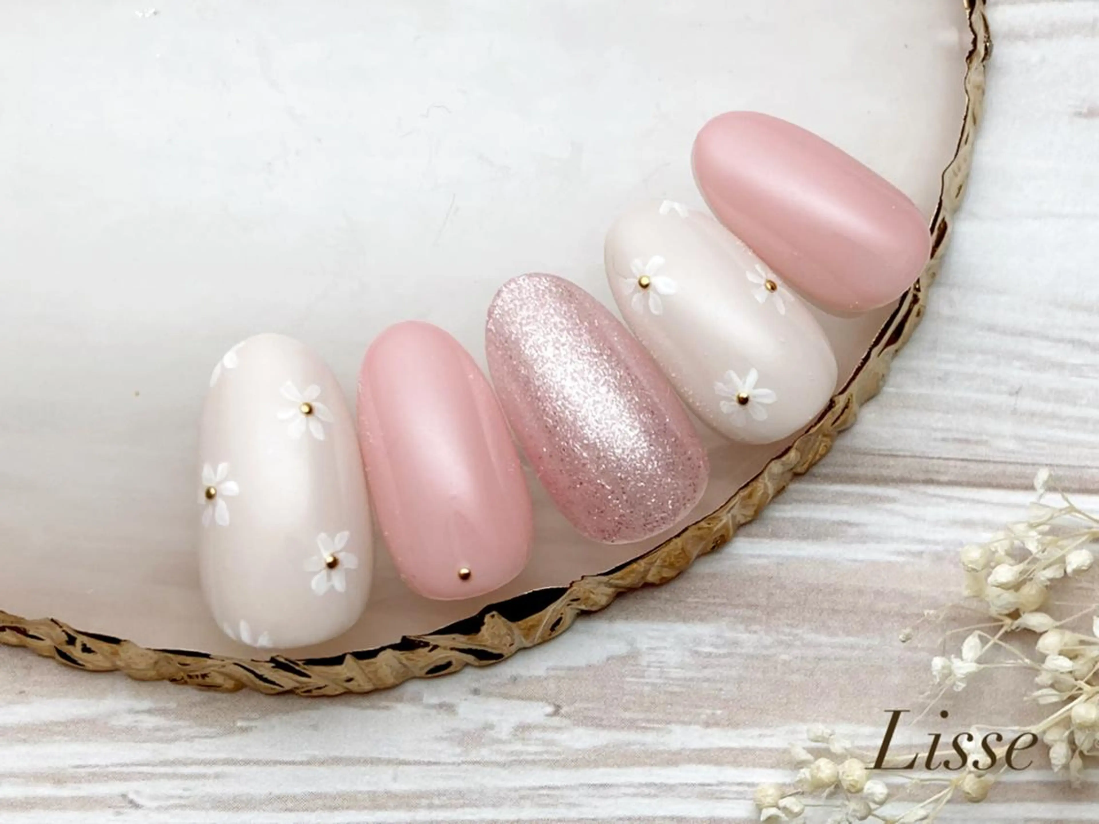 ネイル リセ有楽町店 アイリストのマツエク・マツパデザイン