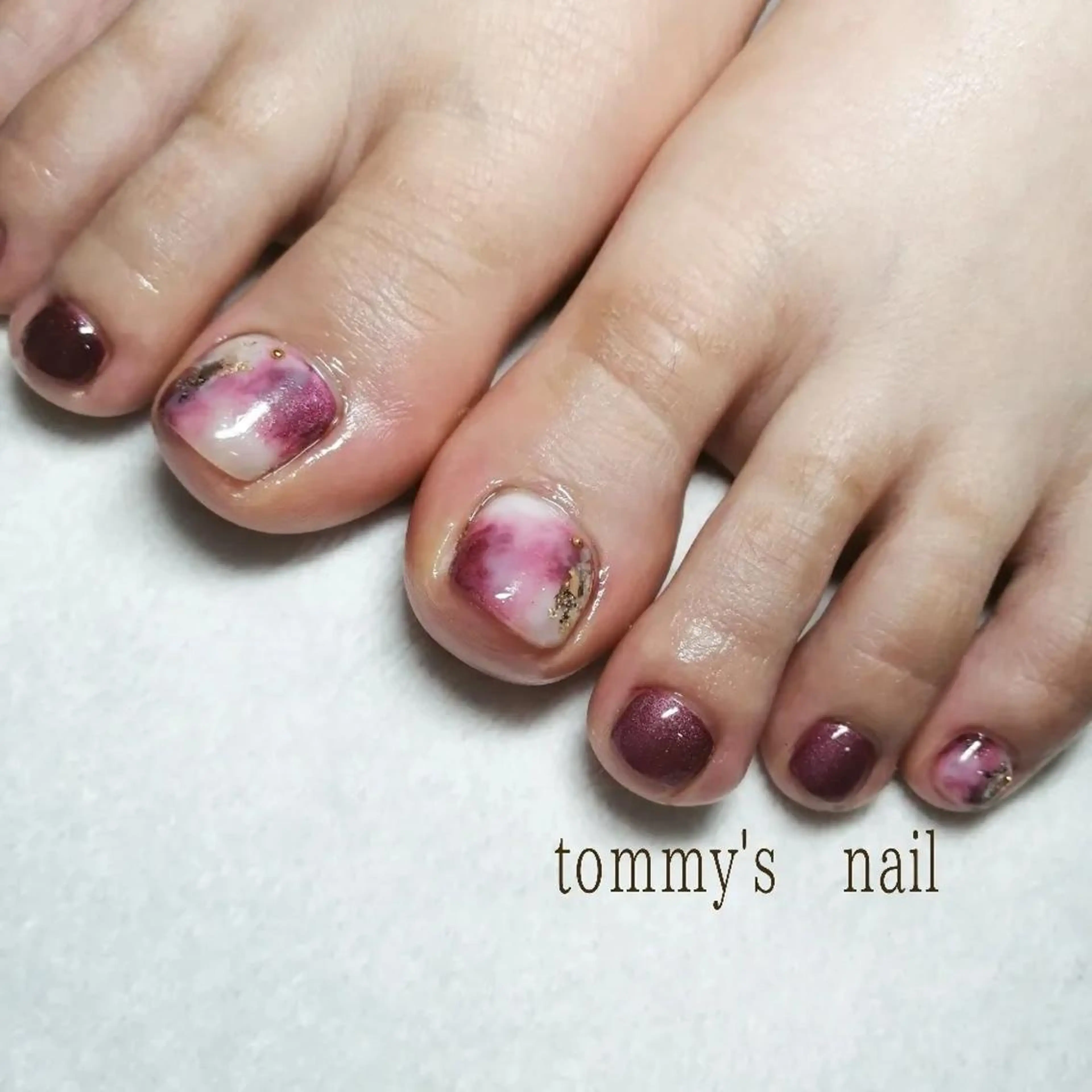 ネイル アートネイル フットネイル ジェルネイル ミラーネイル ワンカラーネイル tommy's nail所属・福岡/若よもぎ蒸し 全身美容が叶うサロンのネイルデザイン