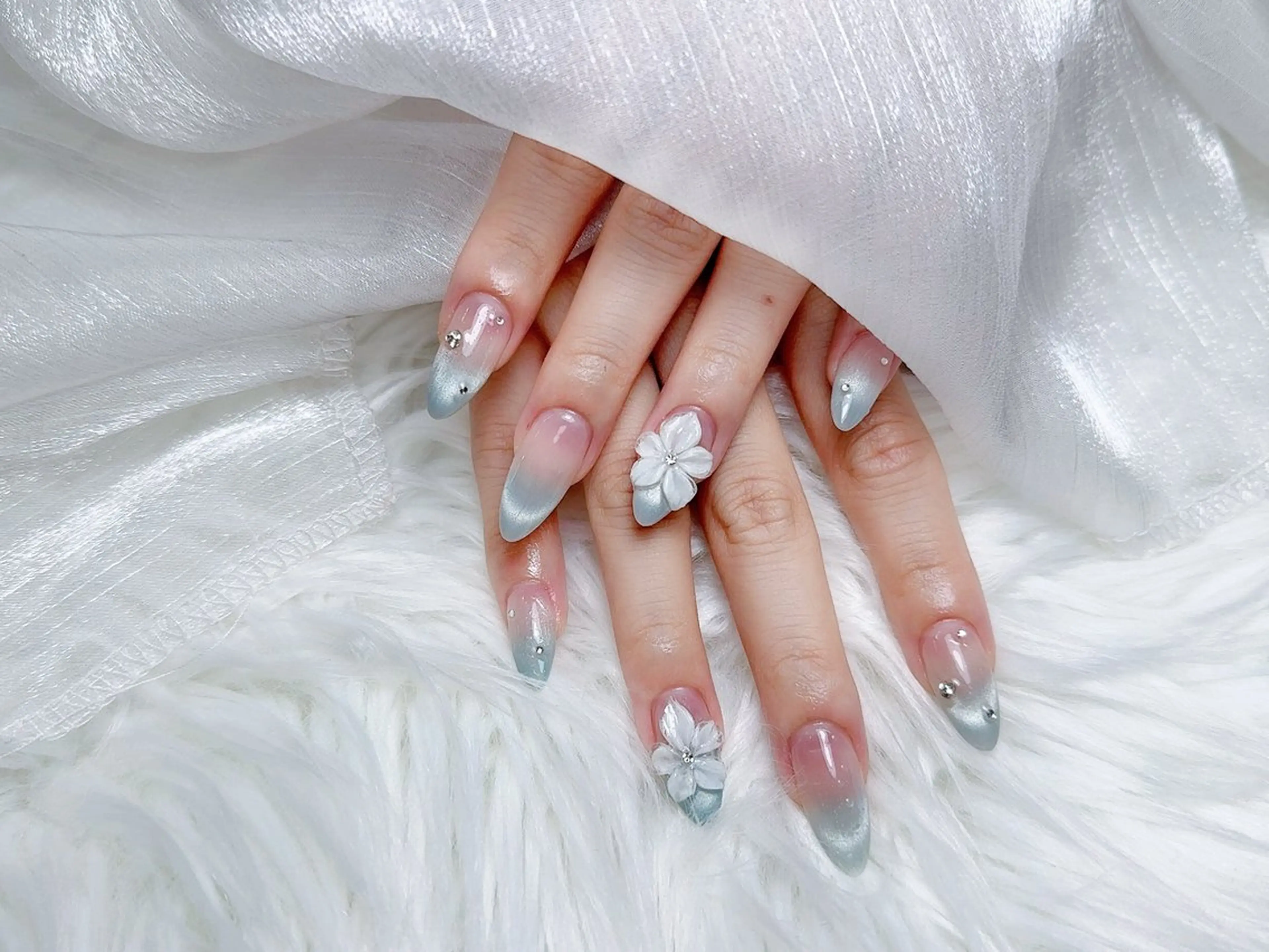 ネイル ハンドネイル ENsalon akiのネイルデザイン