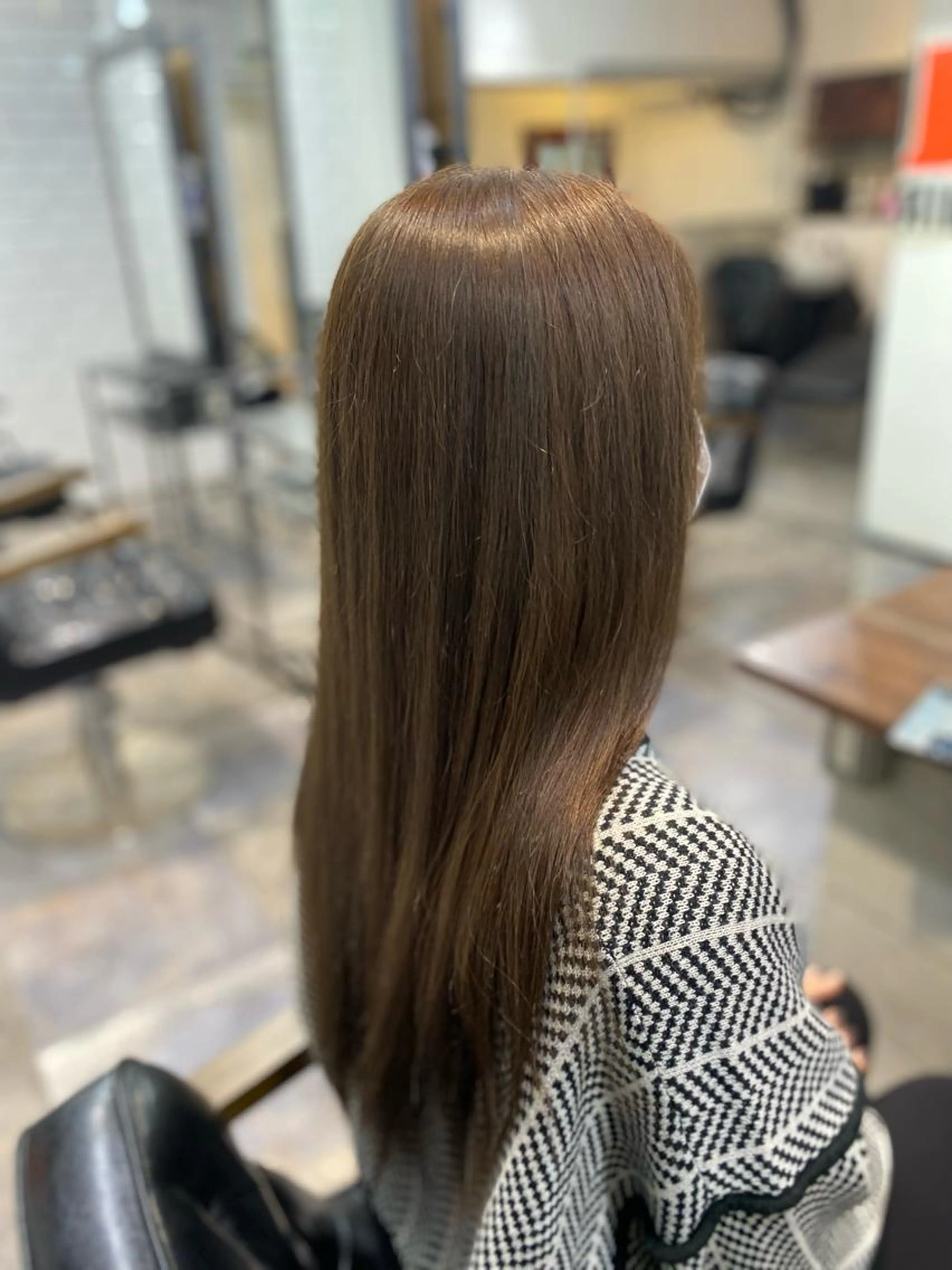 似合わせカット＋艶髪カラーの写真