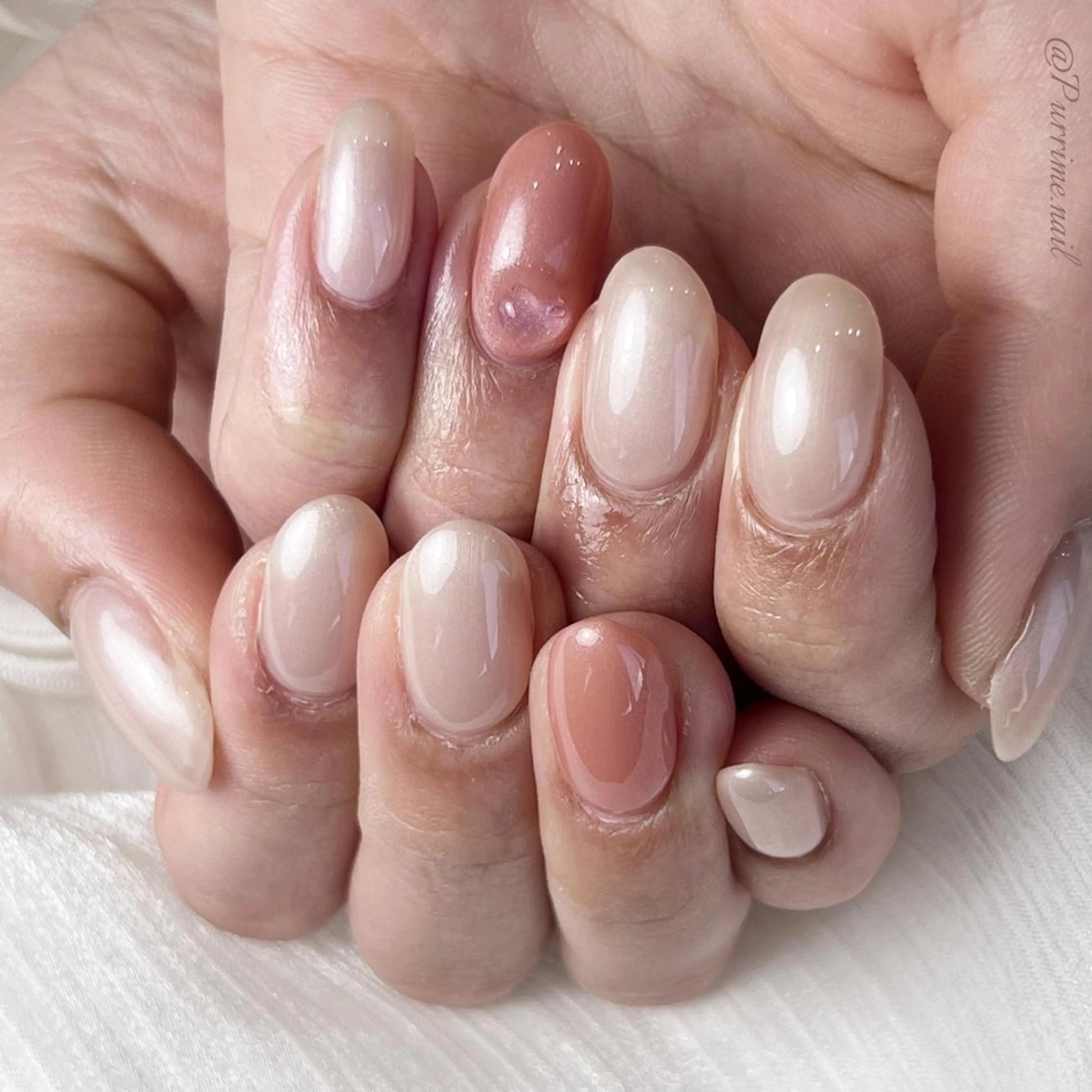 ネイル ハンドネイル 鹿取 春子Teamのネイルデザイン