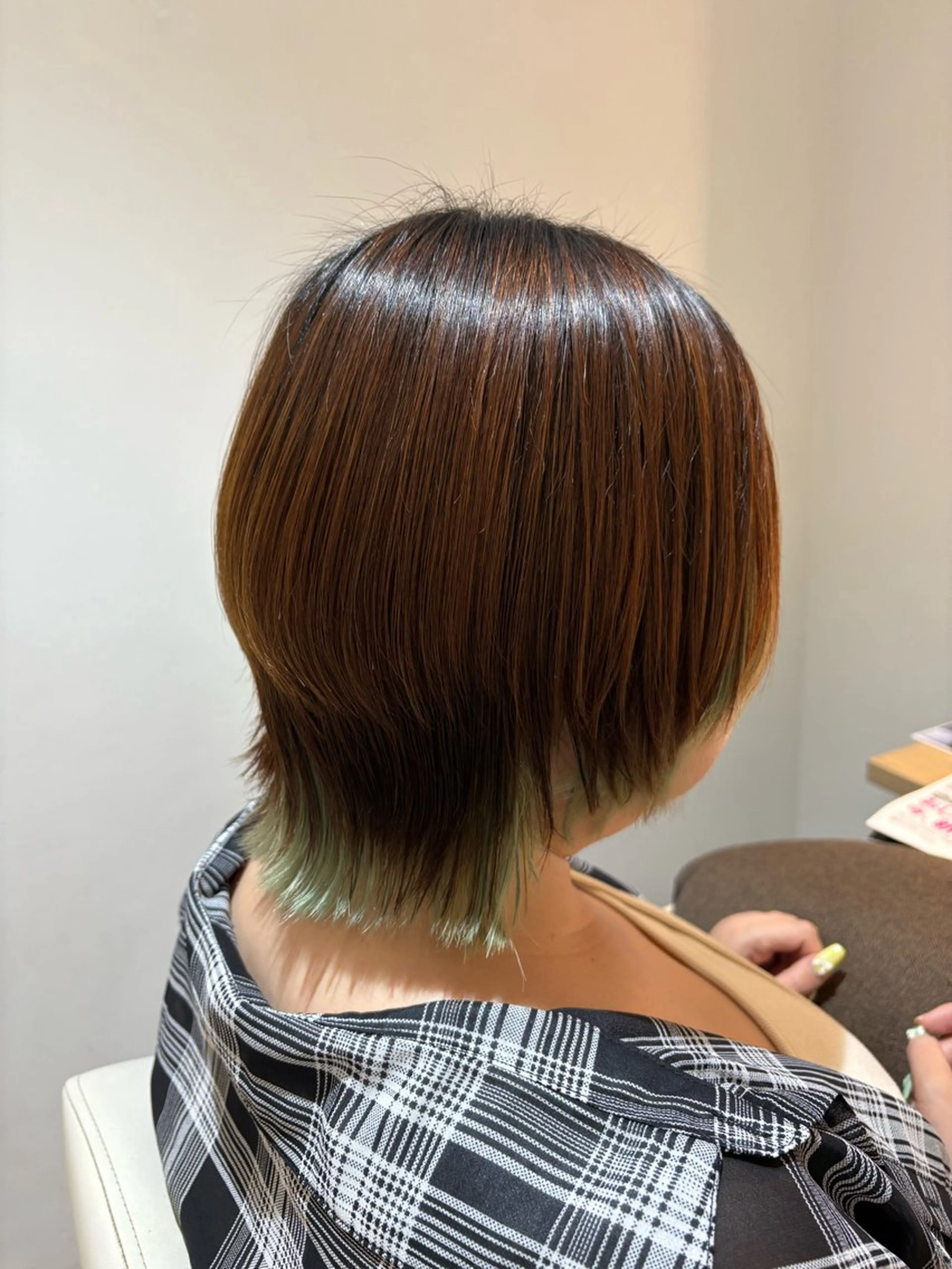 ミディアム くびれヘア レイヤーカット 小顔カット jouir hair design三鷹店所属・梅沢 優羽のヘアスタイル