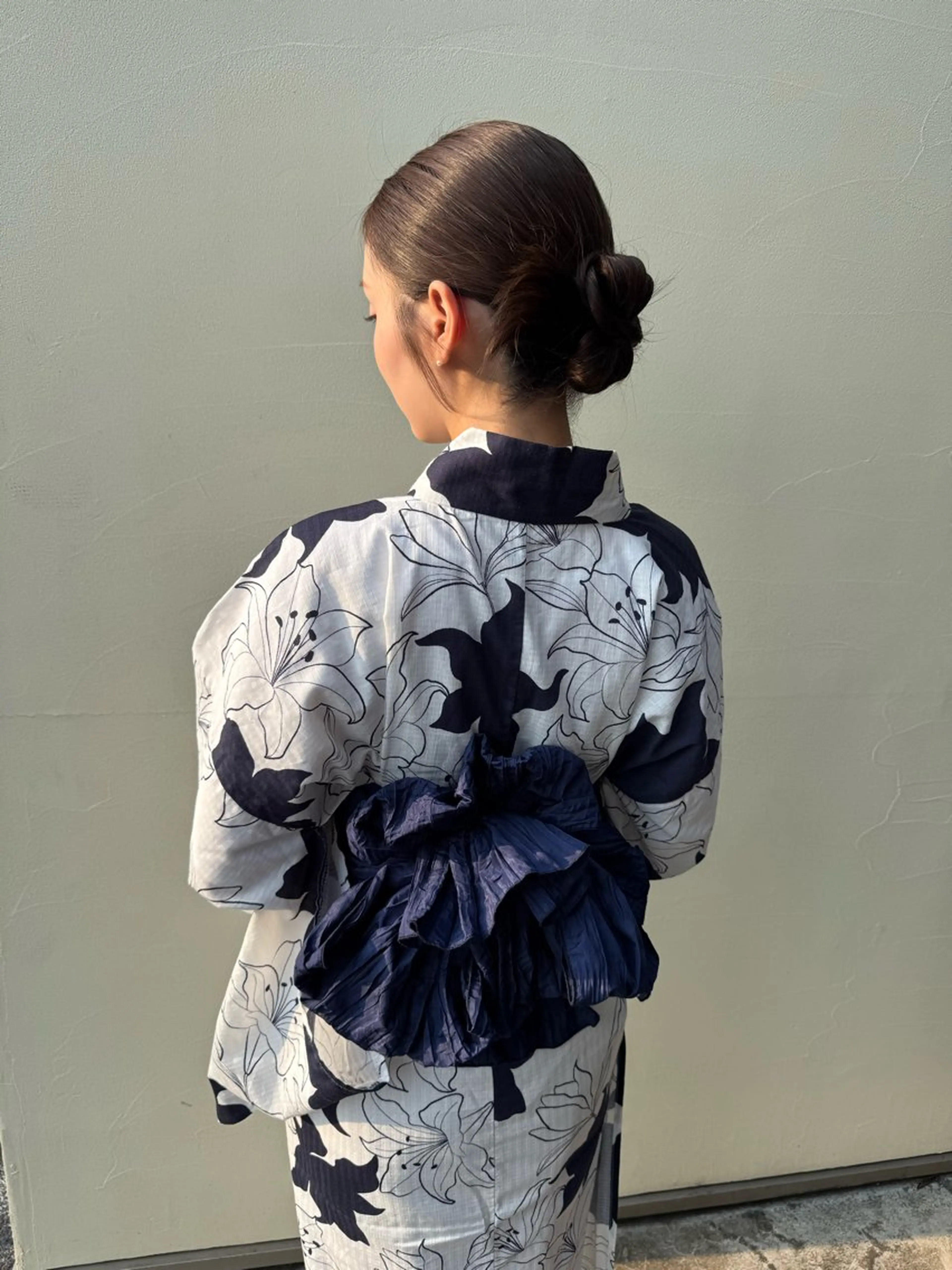 青とそら いしざかのヘアスタイル