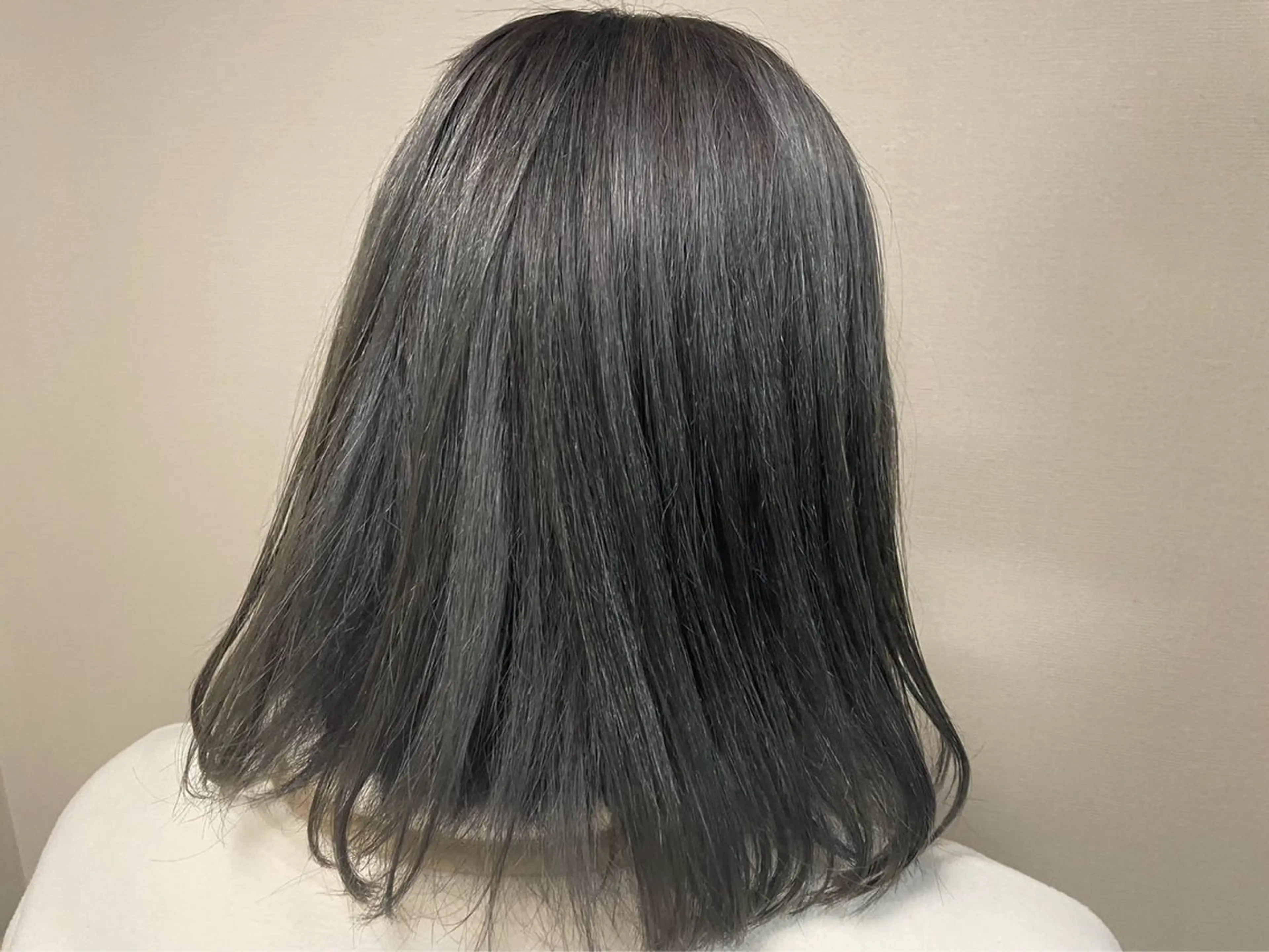 ミディアム カラー 透明感カラー グレージュ FADELESS《フェイドレス》所属・🦋韓国モテカラー 🦋𝕐𝕌𝕀のヘアスタイル