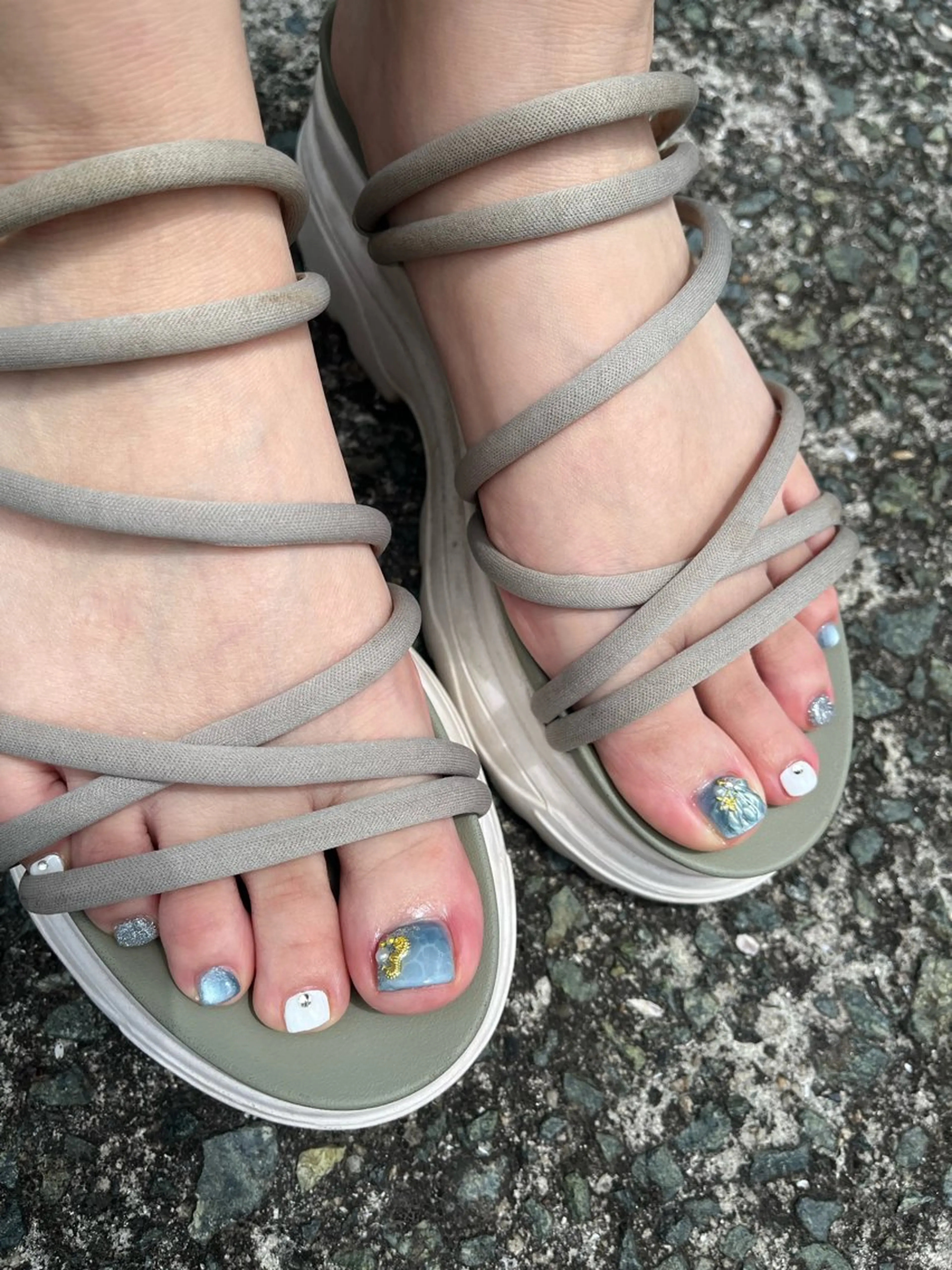 ネイル フットネイル ネイルハウス✴︎ふたご座所属・ネイルハウスふたご座 Natsumiのネイルデザイン