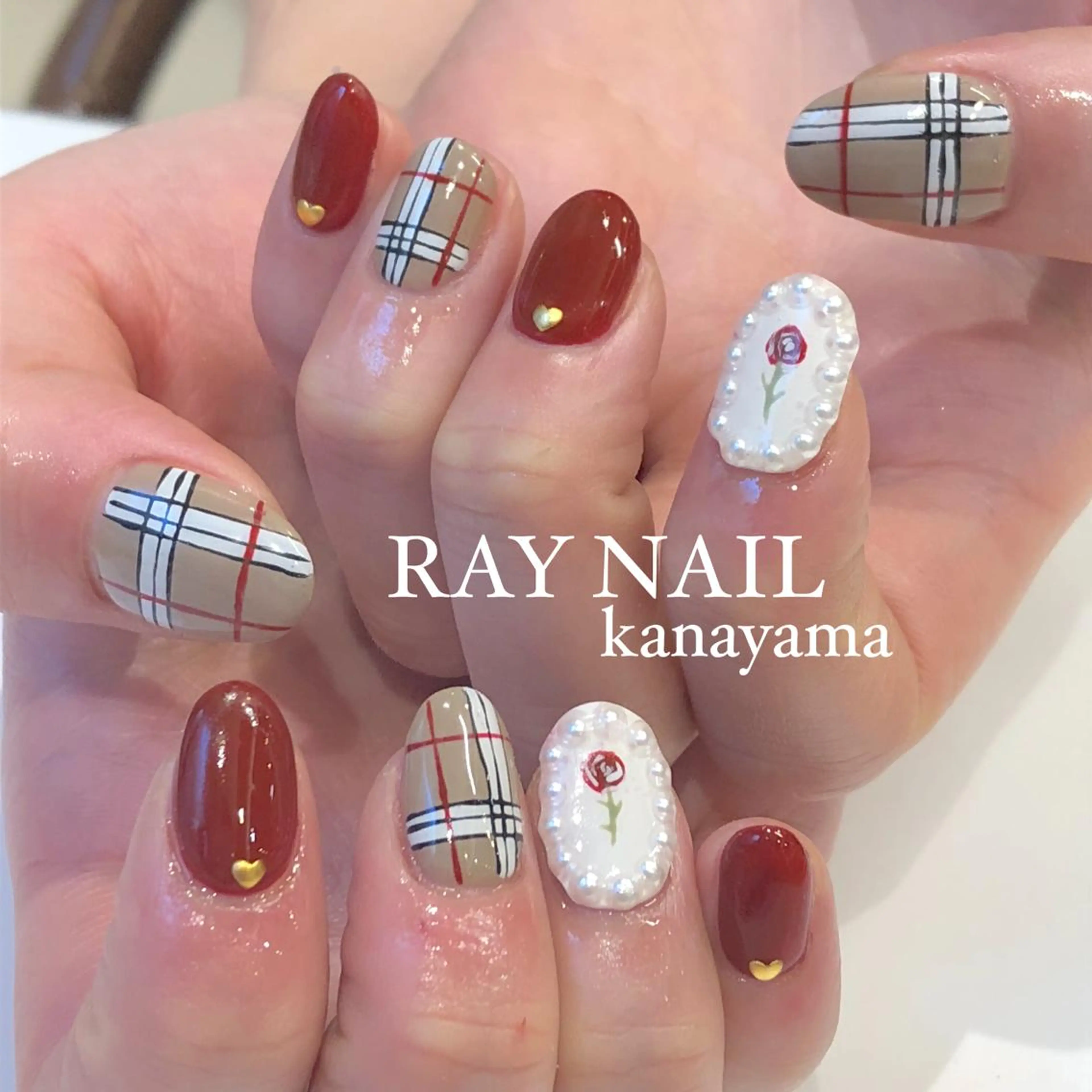 ネイル ガーリー Arowa 伊田のネイルデザイン