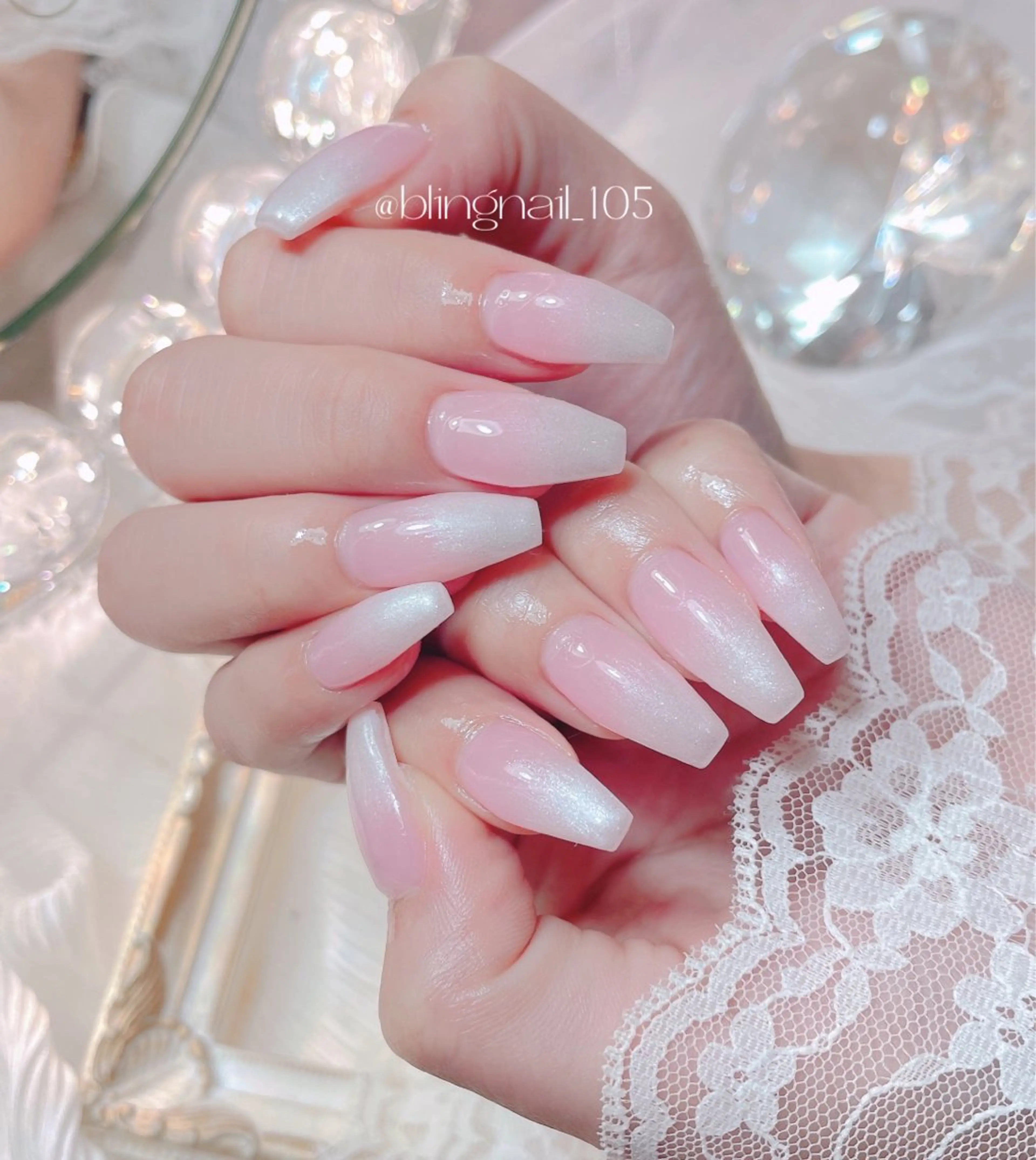 ネイル 23時まで❤︎韓国、 ワンホンネイルのネイルデザイン