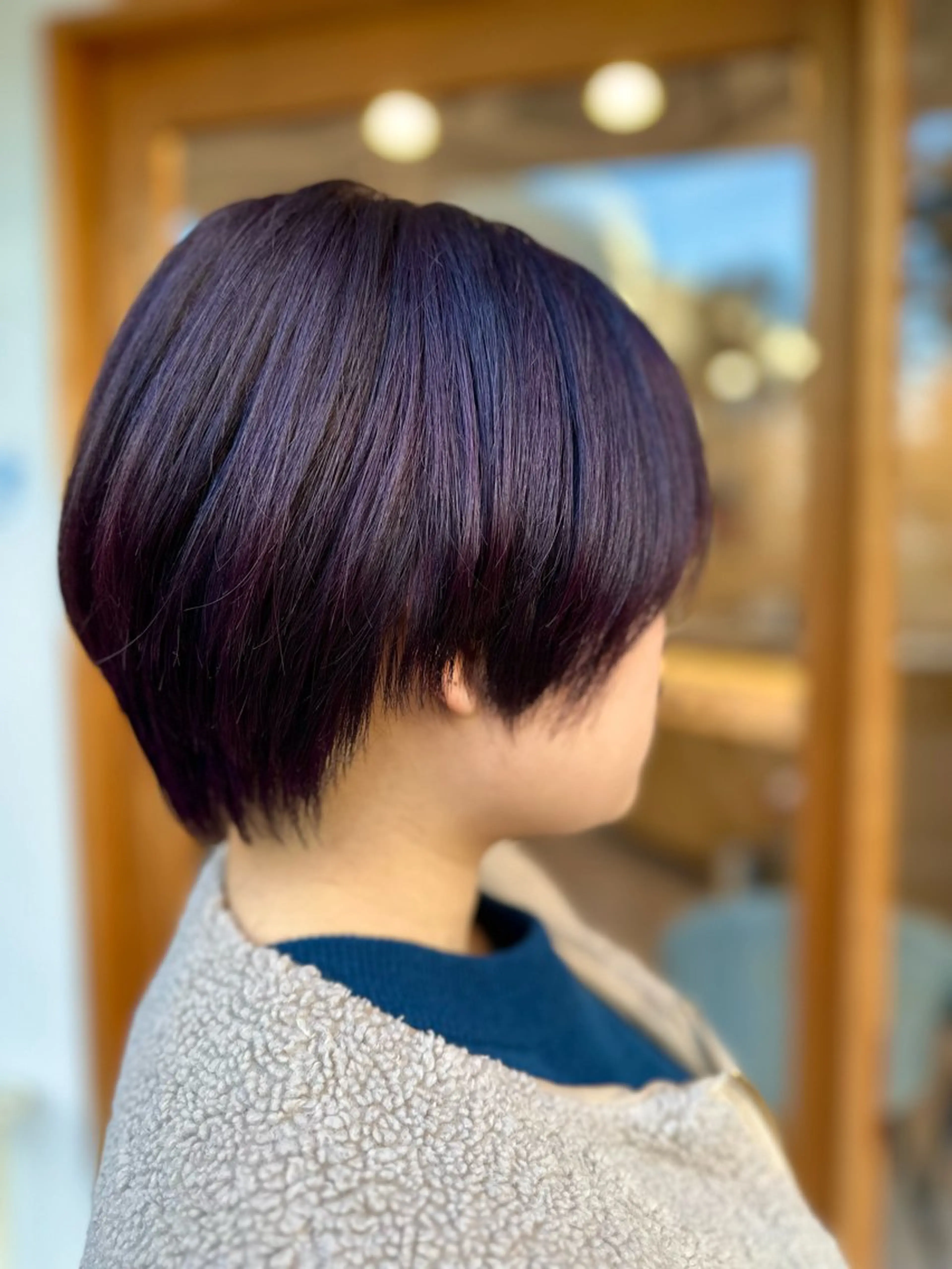 ショート カラー バイオレットカラー くびれヘア ショートヘア ヘアカラー トリートメント 特殊カラー特化 ✂️SHIAN フジのヘアスタイル