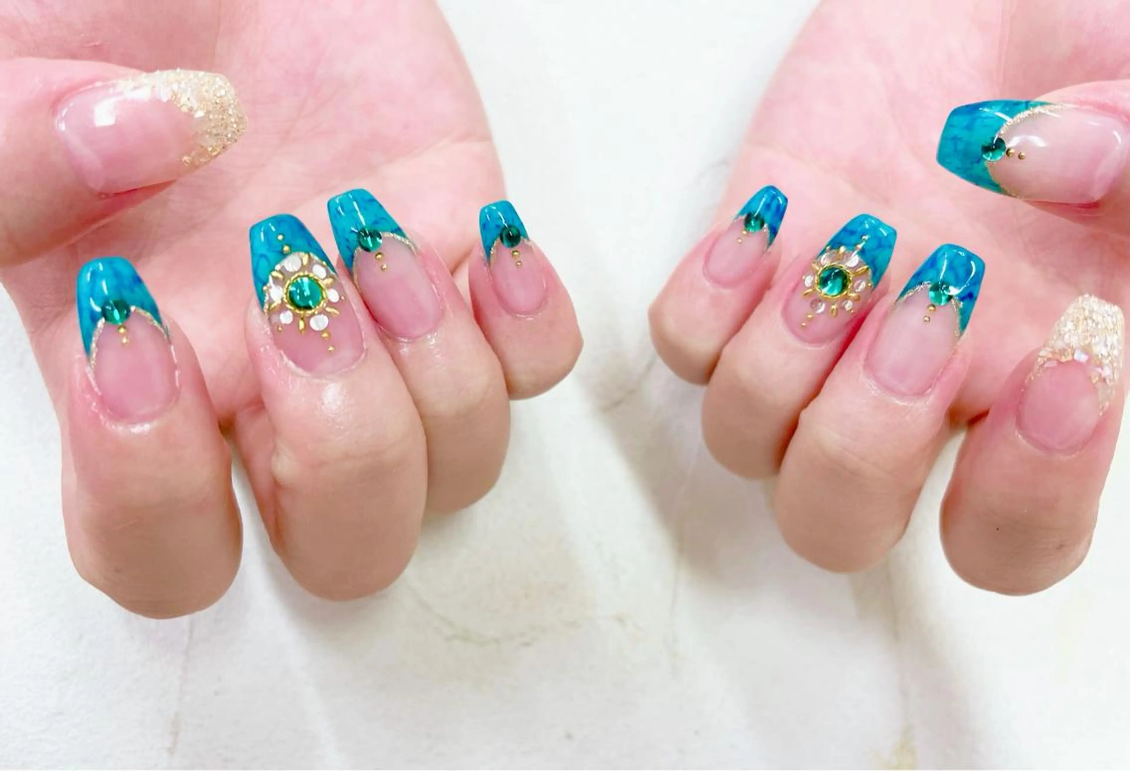 セミロング ハンドネイル ビアンカ金町店 中島　せり菜のネイルデザイン