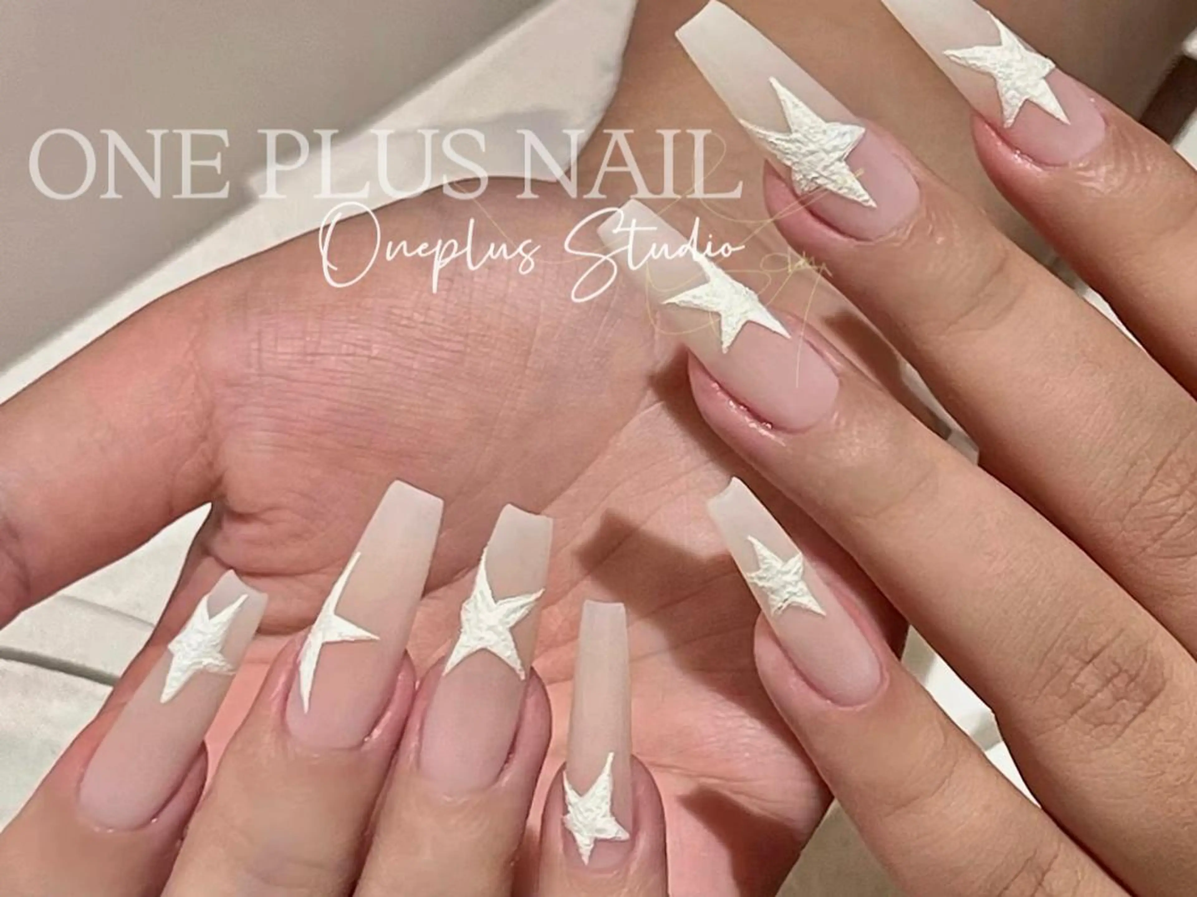 ネイル ジェルネイル キラキラネイル 韓国ネイル ラメ(グリッター) マグネットネイル One plus StudioNailのネイルデザイン