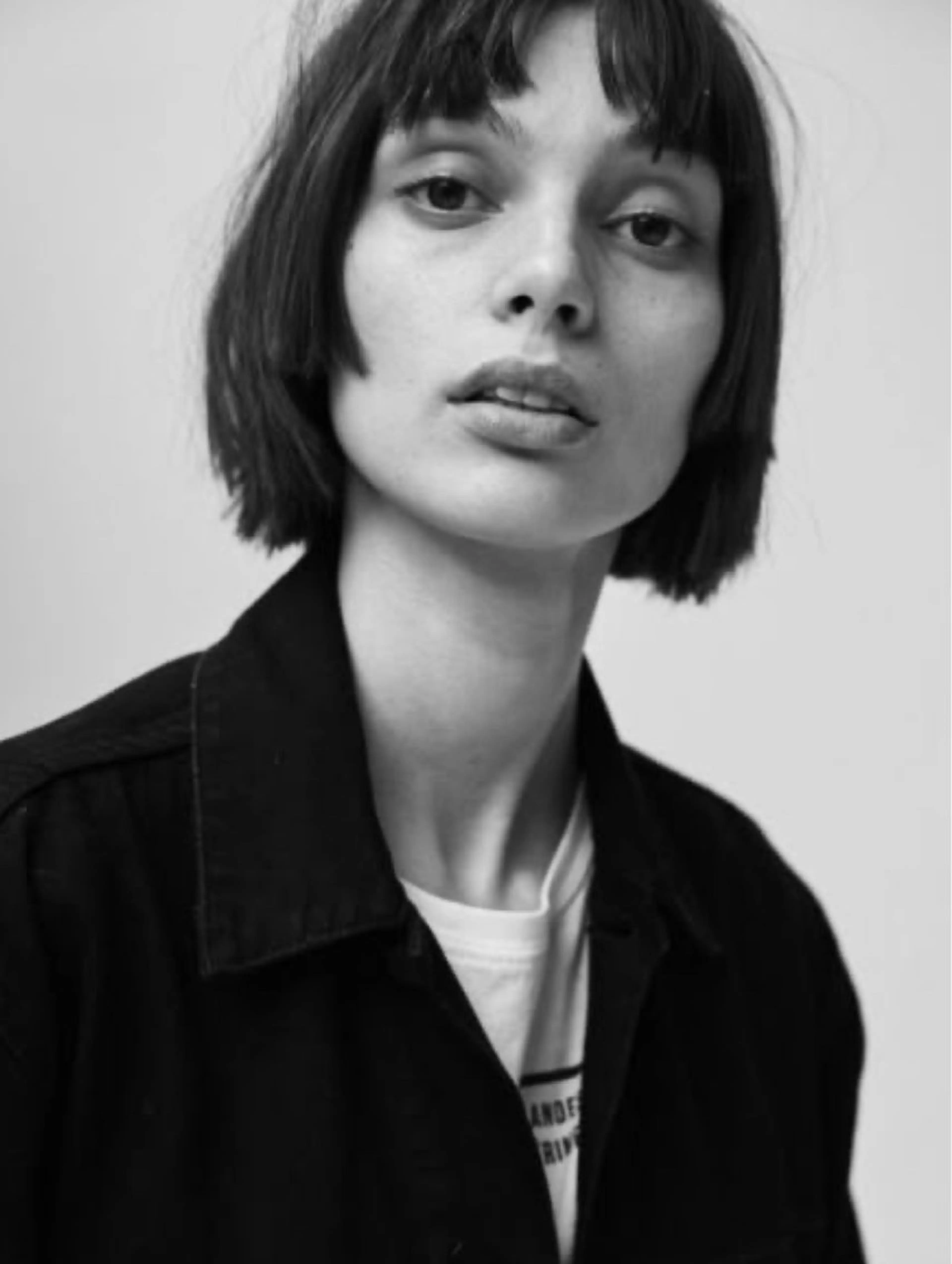 ショート THE DAY所属・AKI HASHIMOTOのヘアスタイル