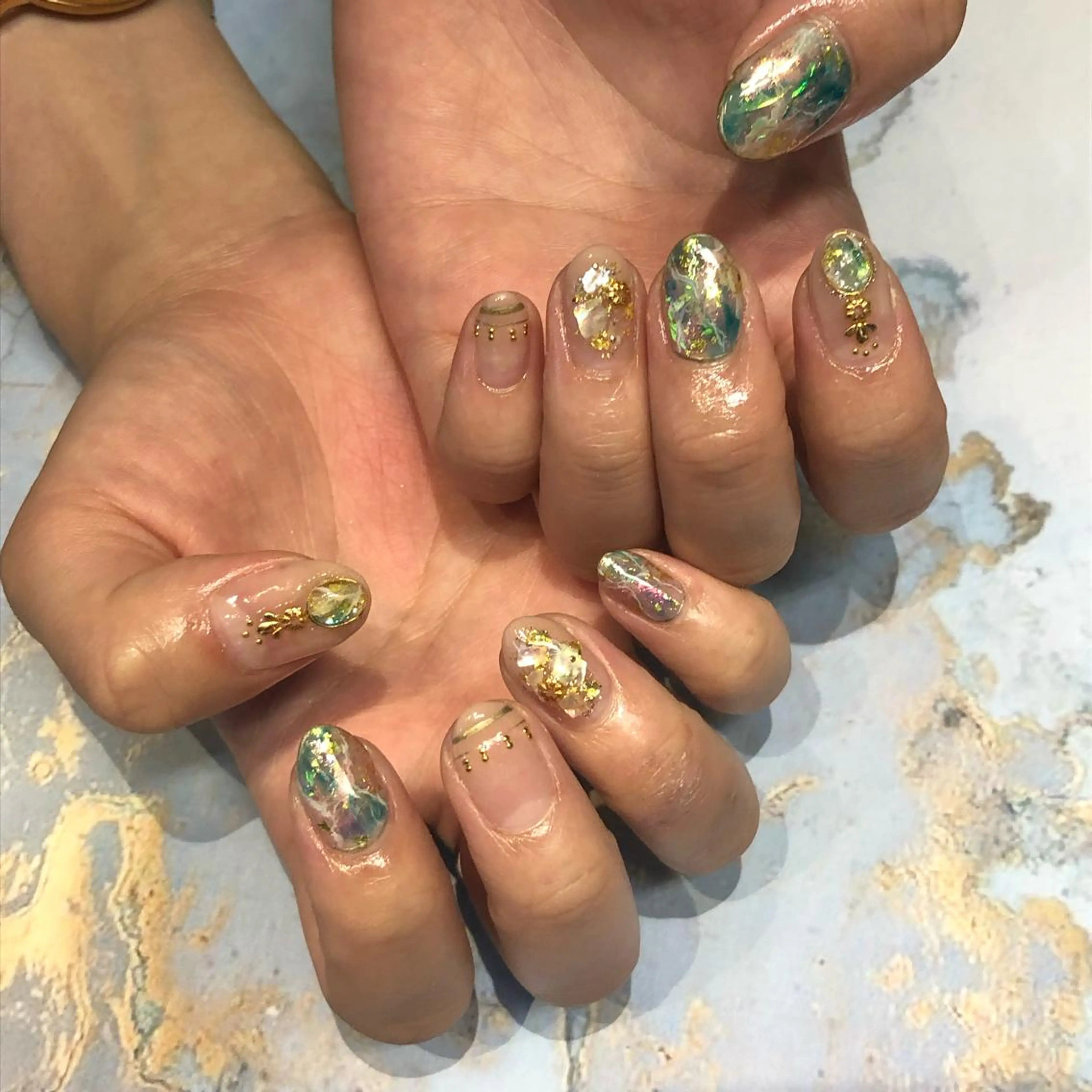 ネイル crestnail所属・小林 束紗のネイルデザイン